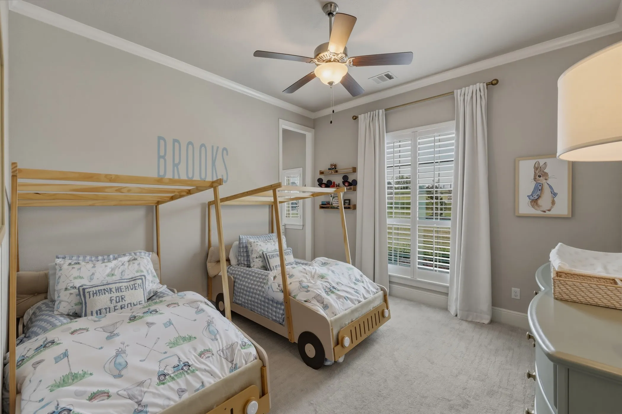 Single Family Residence For Sale in Parker County , 108 Bearclaw Circle, Aledo, Texas 76008, 5 Bedroom, 3 Bathroom, 3 Garage spaces, 3,405 Sqft, built in 2018, Preowned, mls#21231708, Real Estate Agent in Aledo, Homes For Sale in Parker county, Homes For Sale in Aledo, Realtor in Aledo Texas, Real Estate Brokerage Independent Realty Texas, Luminita Cordes Realtor