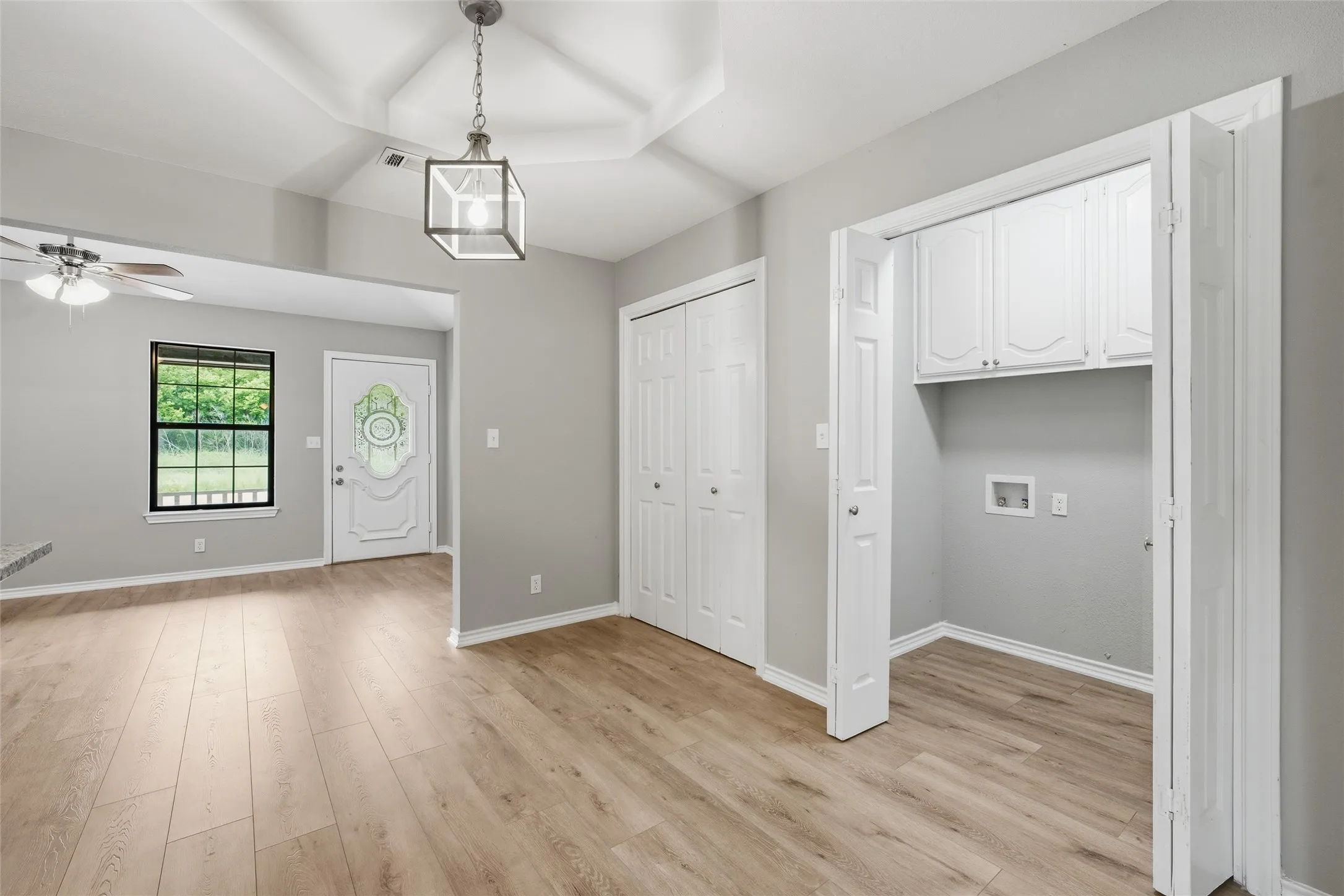 Single Family Residence For Sale in Mc Lennan County , 316 N Elm Street, Mart, Texas 76664, 4 Bedroom, 2 Bathroom, Garage spaces, 2,121 Sqft, built in 1990, mls#21248482, Real Estate Agent in Mart, Homes For Sale in Mc Lennan county, Homes For Sale in Mart, Realtor in Mart Texas, Real Estate Brokerage Independent Realty Texas, Luminita Cordes Realtor
