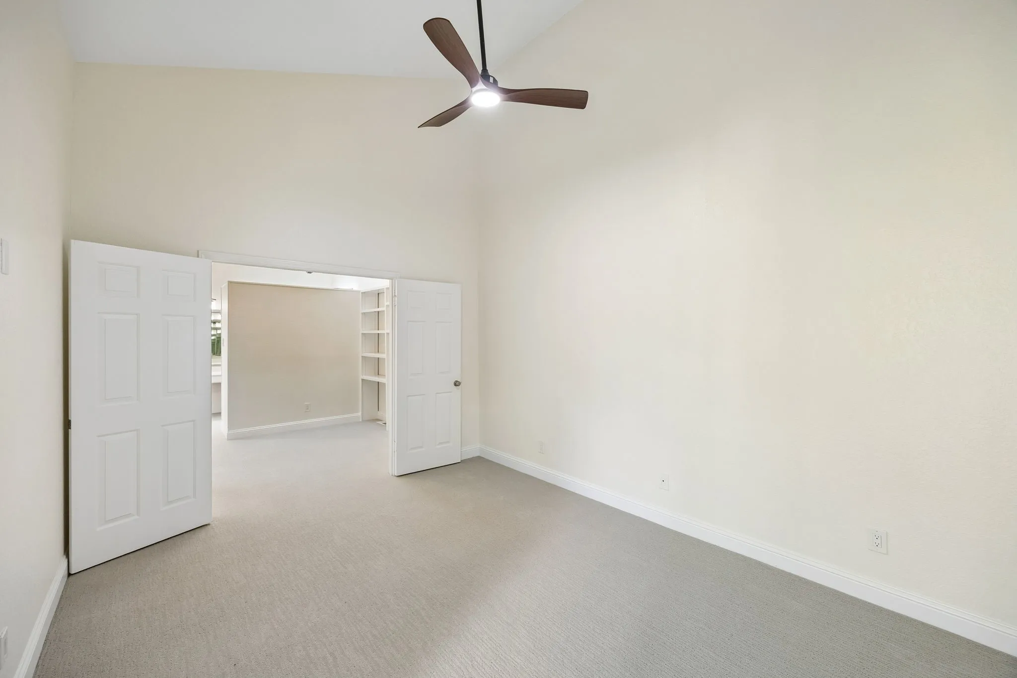 Condominium For Sale in Collin County , 18040 Midway Road 218, Dallas, Texas 75287, 2 Bedroom, 2 Bathroom, 1 Garage spaces, 1,442 Sqft, built in 1984, Preowned, mls#21246731, Real Estate Agent in Dallas, Homes For Sale in Collin county, Homes For Sale in Dallas, Realtor in Dallas Texas, Real Estate Brokerage Independent Realty Texas, Luminita Cordes Realtor