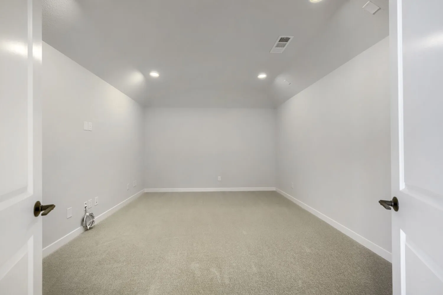 Single Family Residence For Sale in Tarrant County , 800 Blackberry Road, Haslet, Texas 76052, 4 Bedroom, 5 Bathroom, 4 Garage spaces, 3,283 Sqft, built in 2026, New Construction - Incomplete, mls#21248561, Real Estate Agent in Haslet, Homes For Sale in Tarrant county, Homes For Sale in Haslet, Realtor in Haslet Texas, Real Estate Brokerage Independent Realty Texas, Luminita Cordes Realtor