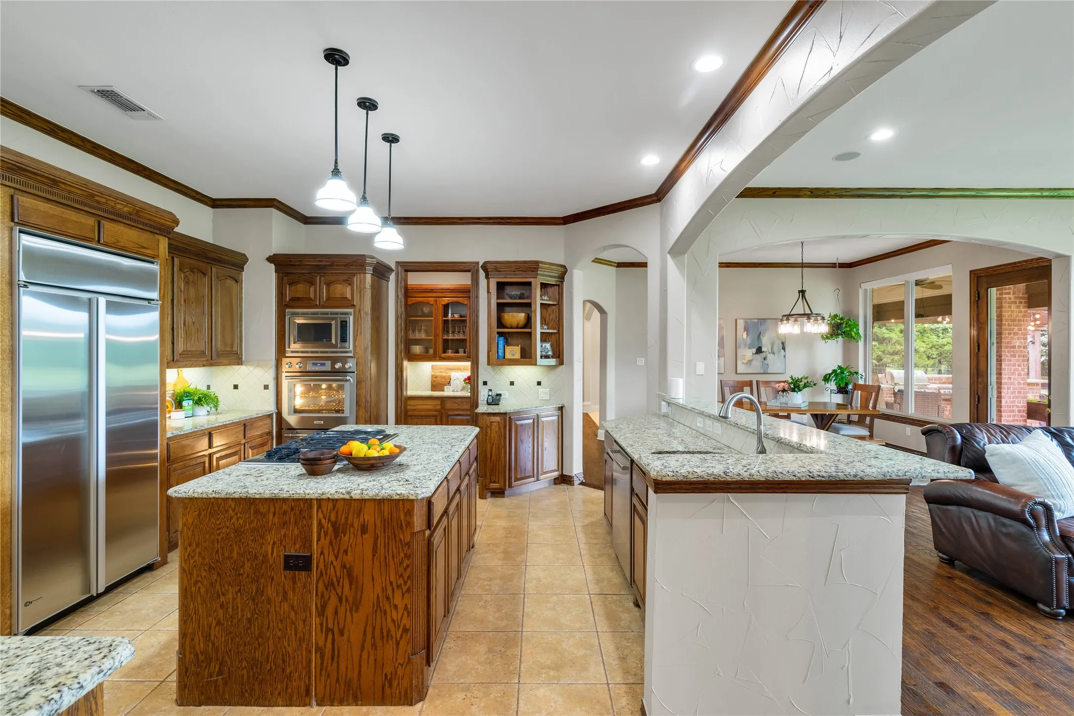 Single Family Residence For Sale in Collin County , 4306 Boulder Drive, Parker, Texas 75002, 5 Bedroom, 4 Bathroom, 3 Garage spaces, 4,478 Sqft, built in 2000, Preowned, mls#21244936, Real Estate Agent in Parker, Homes For Sale in Collin county, Homes For Sale in Parker, Realtor in Parker Texas, Real Estate Brokerage Independent Realty Texas, Luminita Cordes Realtor