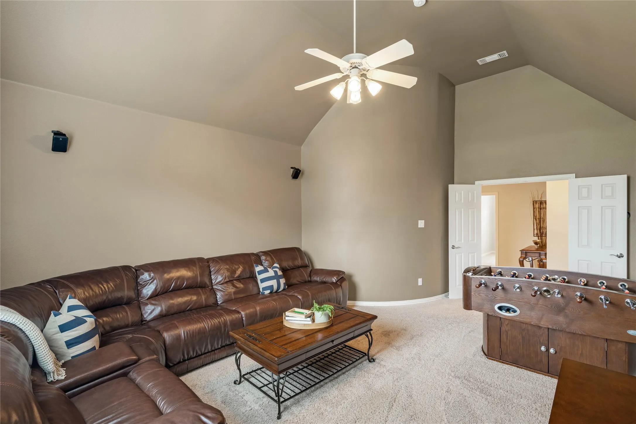 Single Family Residence For Sale in Collin County , 4306 Boulder Drive, Parker, Texas 75002, 5 Bedroom, 4 Bathroom, 3 Garage spaces, 4,478 Sqft, built in 2000, Preowned, mls#21244936, Real Estate Agent in Parker, Homes For Sale in Collin county, Homes For Sale in Parker, Realtor in Parker Texas, Real Estate Brokerage Independent Realty Texas, Luminita Cordes Realtor