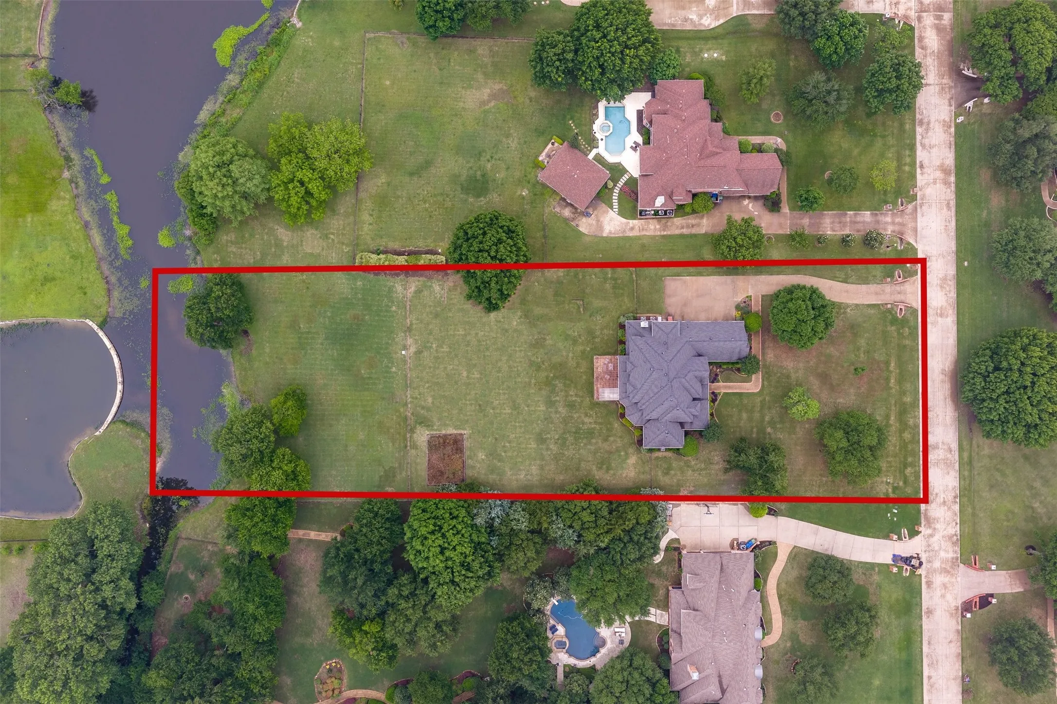 Boundary Lines are approximate in this photo