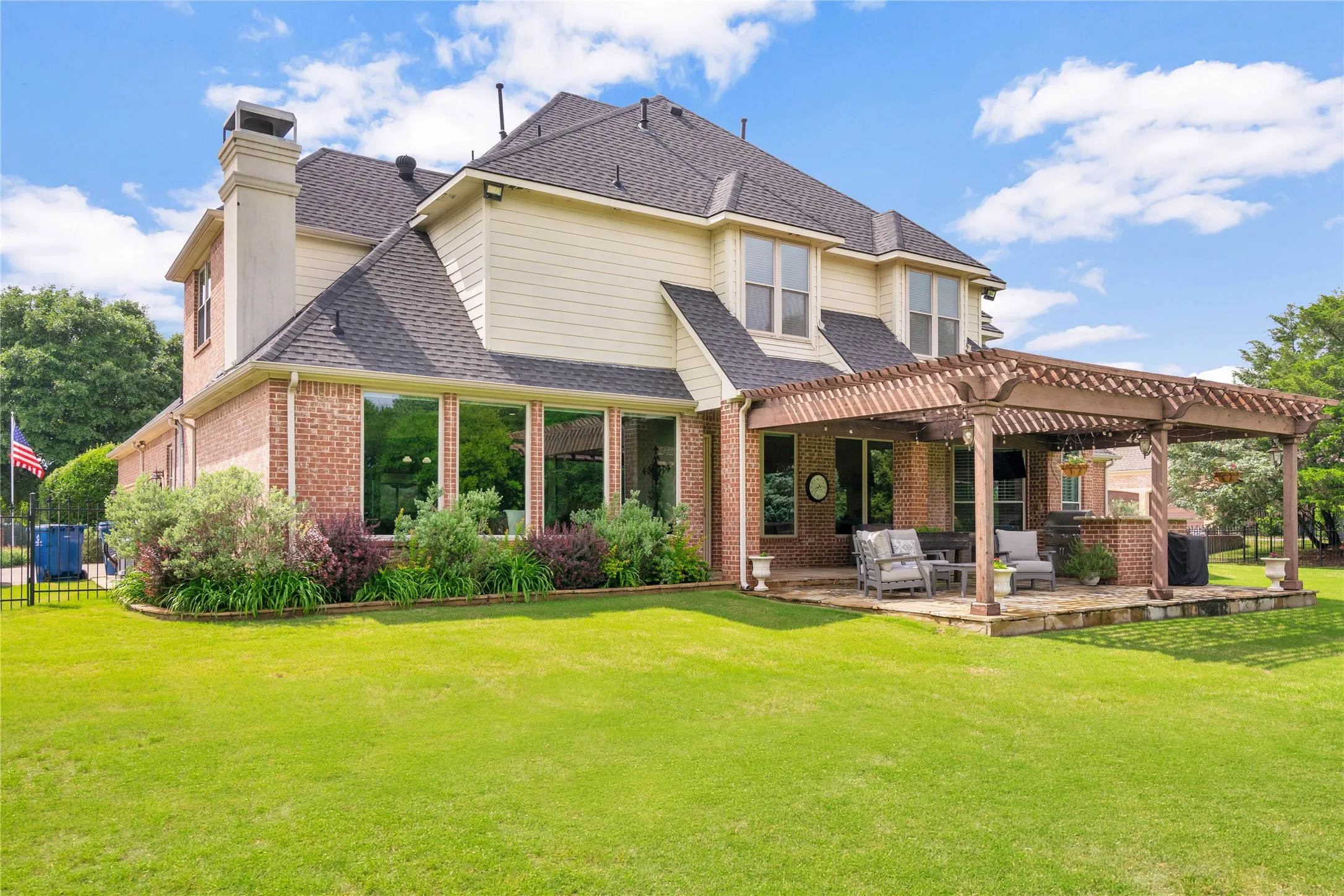Single Family Residence For Sale in Collin County , 4306 Boulder Drive, Parker, Texas 75002, 5 Bedroom, 4 Bathroom, 3 Garage spaces, 4,478 Sqft, built in 2000, Preowned, mls#21244936, Real Estate Agent in Parker, Homes For Sale in Collin county, Homes For Sale in Parker, Realtor in Parker Texas, Real Estate Brokerage Independent Realty Texas, Luminita Cordes Realtor