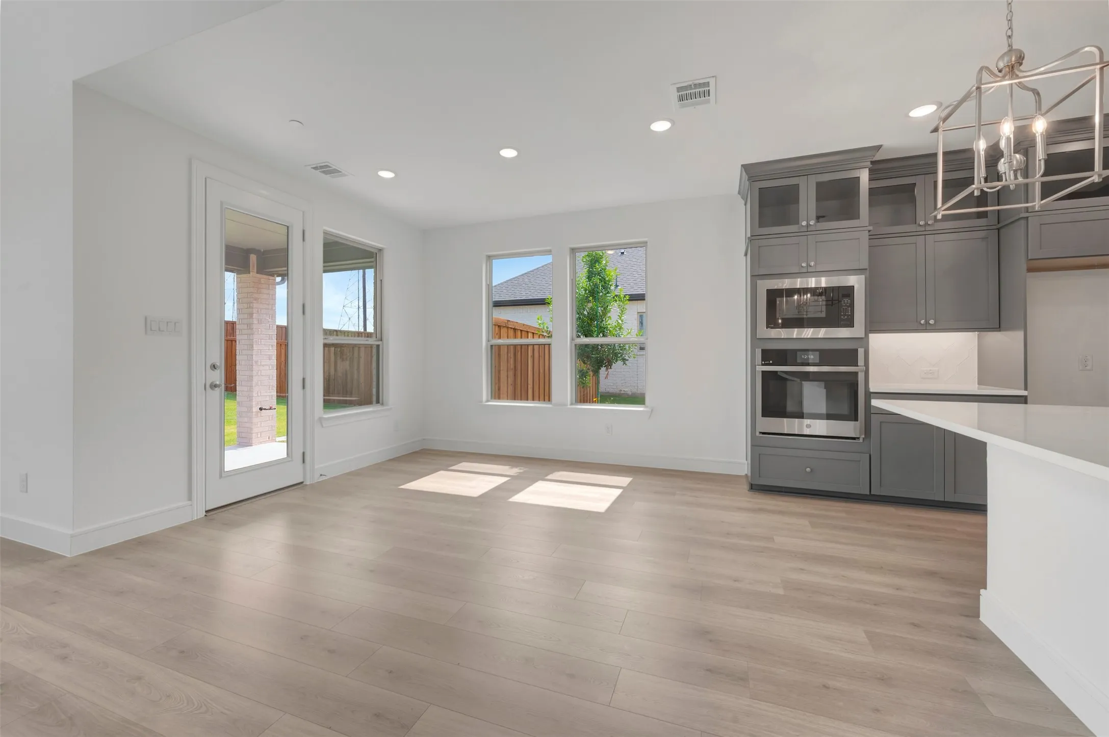 Single Family Residence For Sale in Collin County , 2609 Waverly Drive, Wylie, Texas 75098, 4 Bedroom, 4 Bathroom, 3 Garage spaces, 2,878 Sqft, built in 2026, New Construction - Incomplete, mls#21248567, Real Estate Agent in Wylie, Homes For Sale in Collin county, Homes For Sale in Wylie, Realtor in Wylie Texas, Real Estate Brokerage Independent Realty Texas, Luminita Cordes Realtor