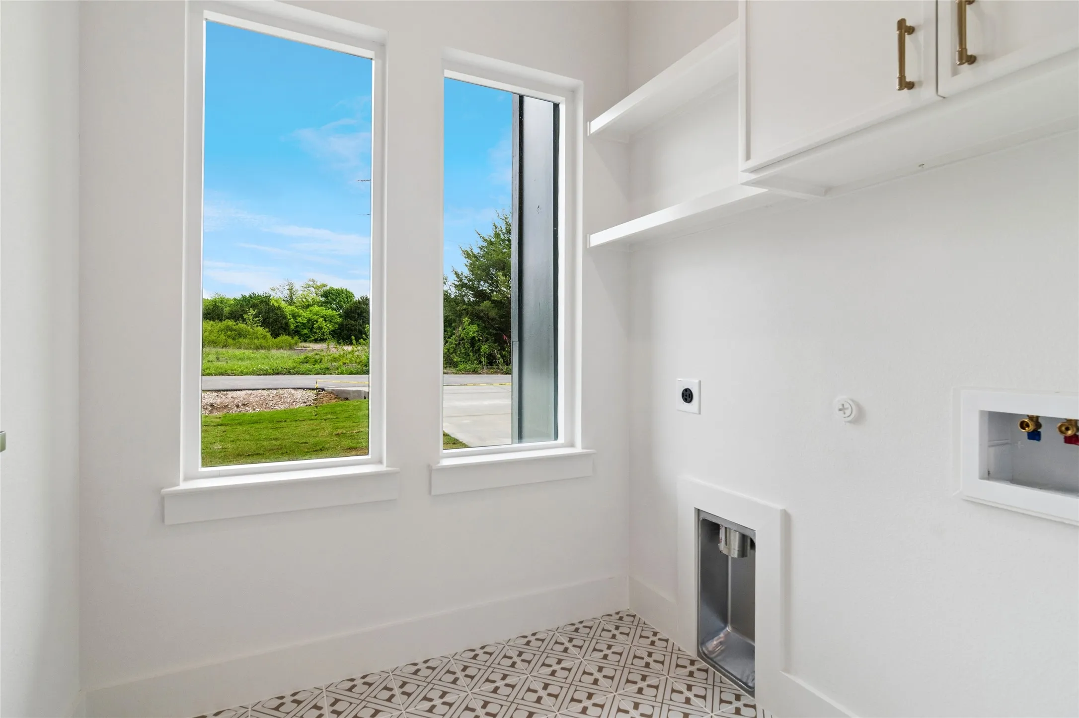 Single Family Residence For Sale in Ellis County , 111 Lakeshore Lane, Glenn Heights, Texas 75154, 4 Bedroom, 3 Bathroom, 2 Garage spaces, 1,955 Sqft, built in 2026, Preowned, mls#21238144, Real Estate Agent in Glenn Heights, Homes For Sale in Ellis county, Homes For Sale in Glenn Heights, Realtor in Glenn Heights Texas, Real Estate Brokerage Independent Realty Texas, Luminita Cordes Realtor