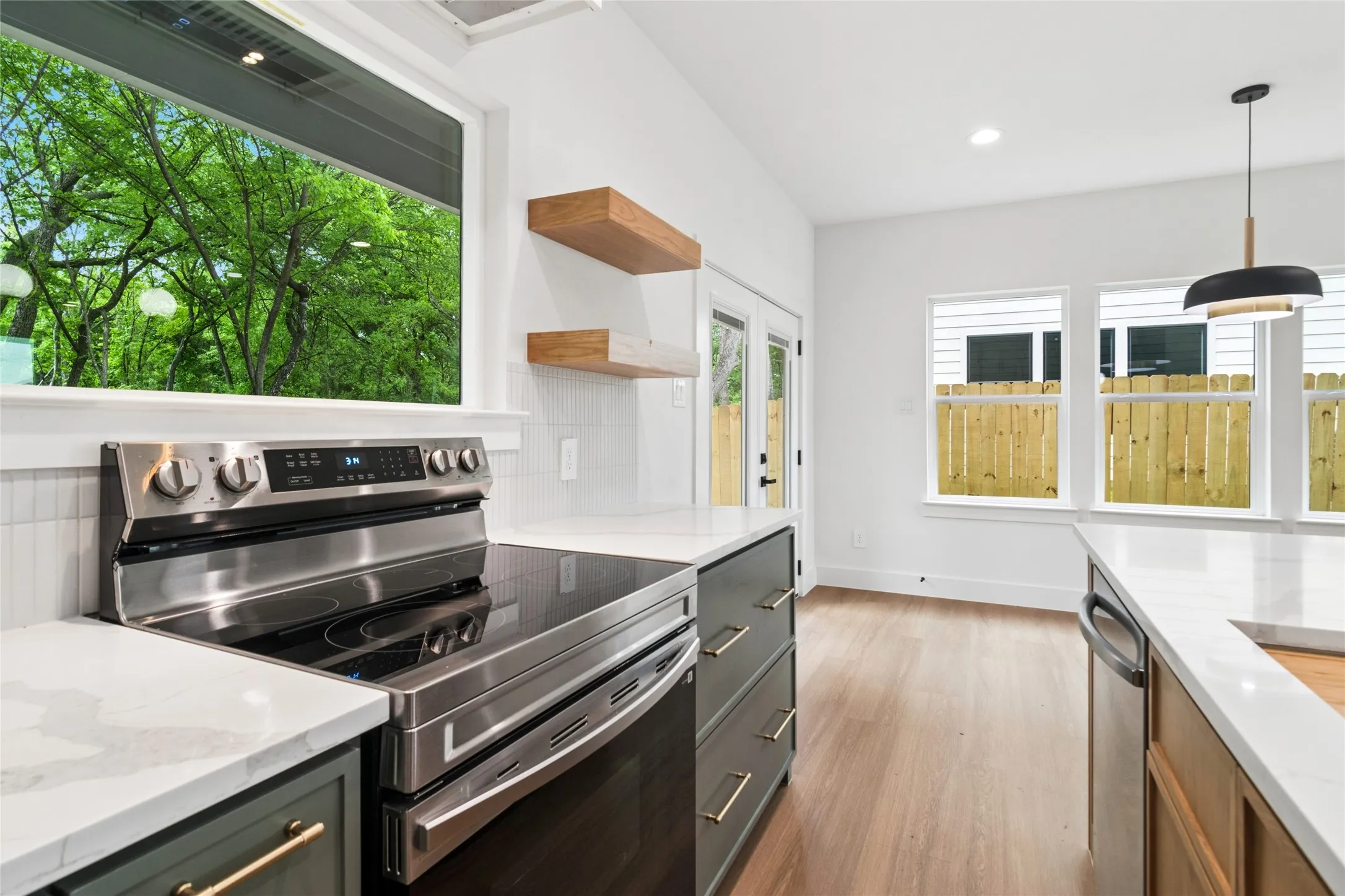 Single Family Residence For Sale in Ellis County , 111 Lakeshore Lane, Glenn Heights, Texas 75154, 4 Bedroom, 3 Bathroom, 2 Garage spaces, 1,955 Sqft, built in 2026, Preowned, mls#21238144, Real Estate Agent in Glenn Heights, Homes For Sale in Ellis county, Homes For Sale in Glenn Heights, Realtor in Glenn Heights Texas, Real Estate Brokerage Independent Realty Texas, Luminita Cordes Realtor