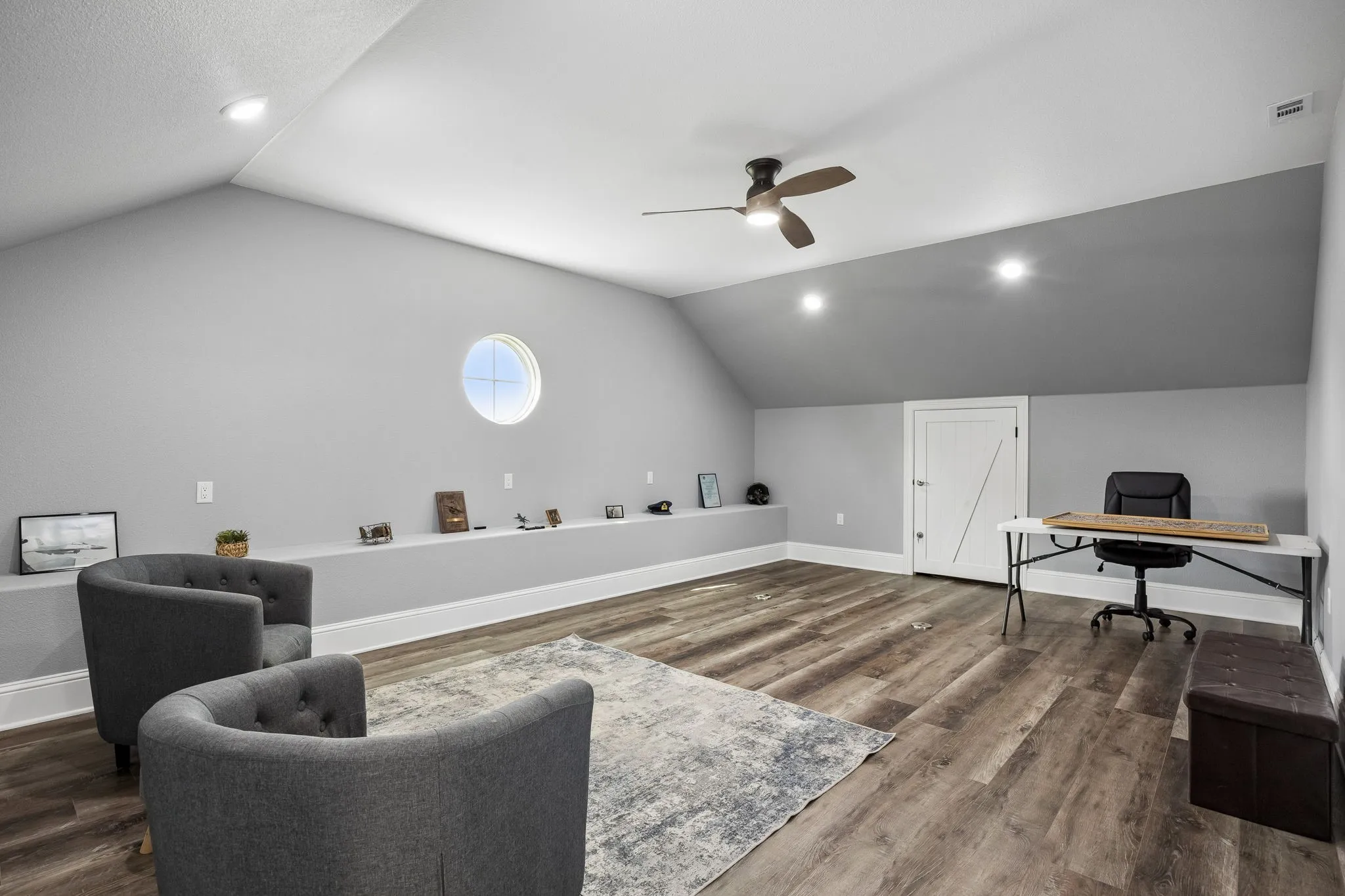 Single Family Residence For Sale in Van Zandt County , 761 Private Road 7005, Edgewood, Texas 75117, 3 Bedroom, 2 Bathroom, 2 Garage spaces, 3,409 Sqft, built in 2025, Preowned, Price $1,099,000, mls#21247788, Real Estate Agent in Edgewood, Homes For Sale in Van Zandt county, Homes For Sale in Edgewood, Realtor in Edgewood Texas, Real Estate Brokerage Independent Realty Texas, Luminita Cordes Realtor