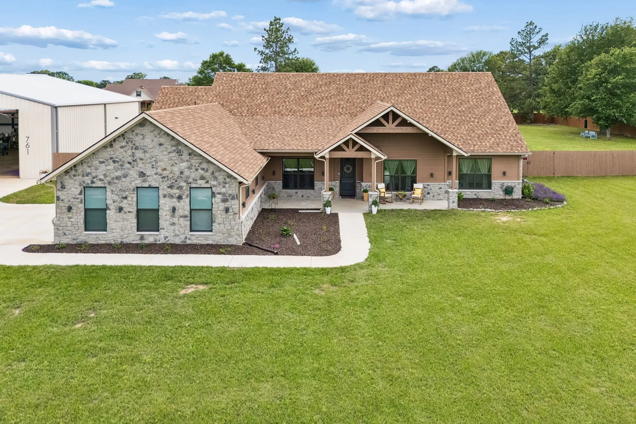 Single Family Residence For Sale in Van Zandt County , 761 Private Road 7005, Edgewood, Texas 75117, 3 Bedroom, 2 Bathroom, 2 Garage spaces, 3,409 Sqft, built in 2025, Preowned, Price $1,099,000, mls#21247788, Real Estate Agent in Edgewood, Homes For Sale in Van Zandt county, Homes For Sale in Edgewood, Realtor in Edgewood Texas, Real Estate Brokerage Independent Realty Texas, Luminita Cordes Realtor