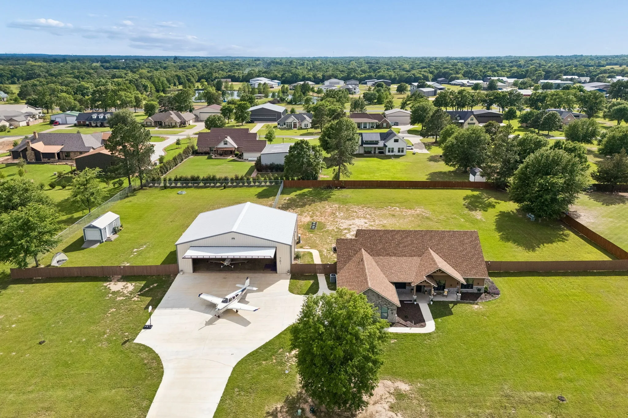 Single Family Residence For Sale in Van Zandt County , 761 Private Road 7005, Edgewood, Texas 75117, 3 Bedroom, 2 Bathroom, 2 Garage spaces, 3,409 Sqft, built in 2025, Preowned, Price $1,099,000, mls#21247788, Real Estate Agent in Edgewood, Homes For Sale in Van Zandt county, Homes For Sale in Edgewood, Realtor in Edgewood Texas, Real Estate Brokerage Independent Realty Texas, Luminita Cordes Realtor
