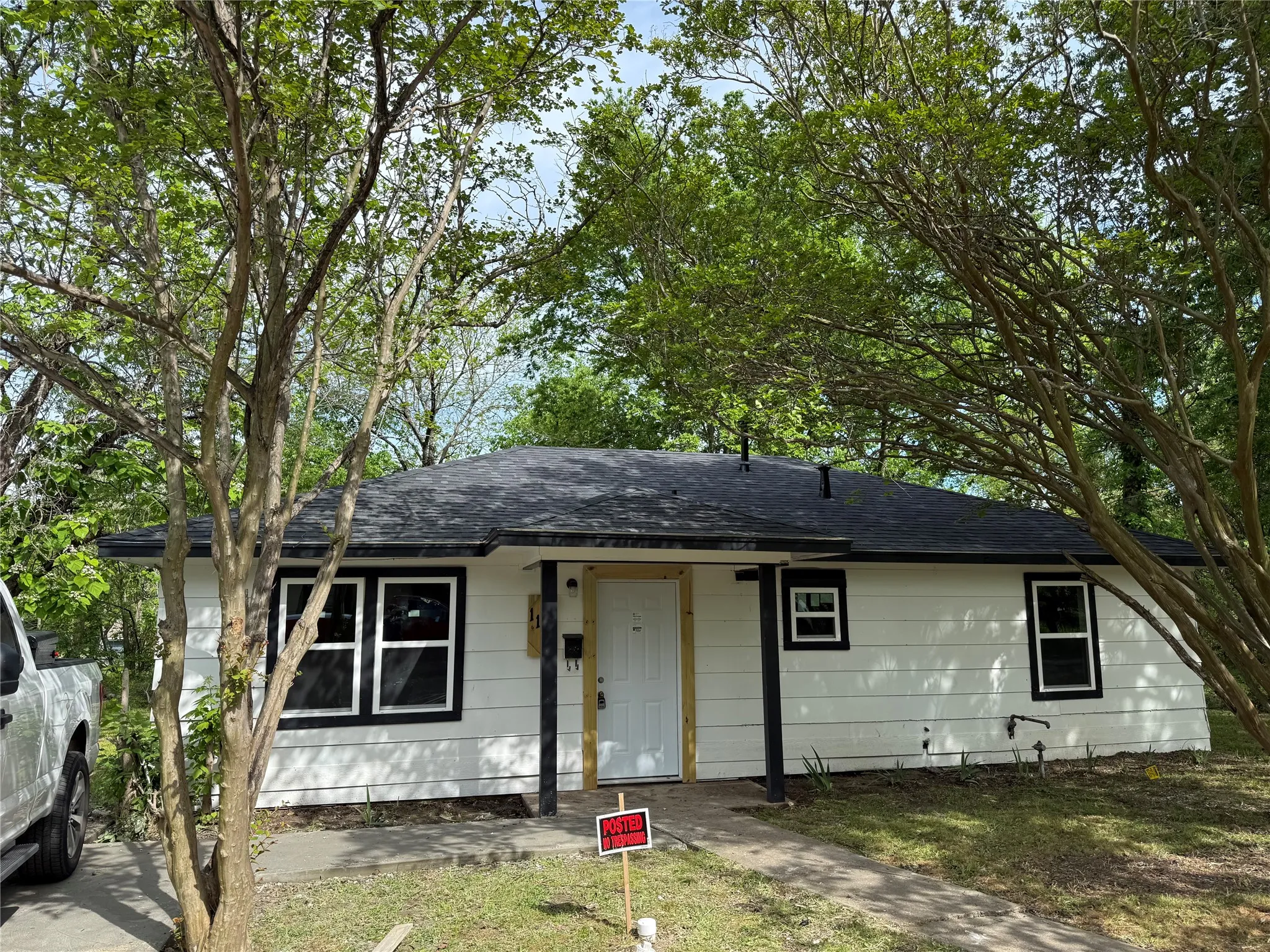 Single Family Residence For Sale in Hunt County , 1114 Blackburn Street, Commerce, Texas 75428, 3 Bedroom, 1 Bathroom, Garage spaces, 1,000 Sqft, built in 1984, Preowned, mls#21238949, Real Estate Agent in Commerce, Homes For Sale in Hunt county, Homes For Sale in Commerce, Realtor in Commerce Texas, Real Estate Brokerage Independent Realty Texas, Luminita Cordes Realtor