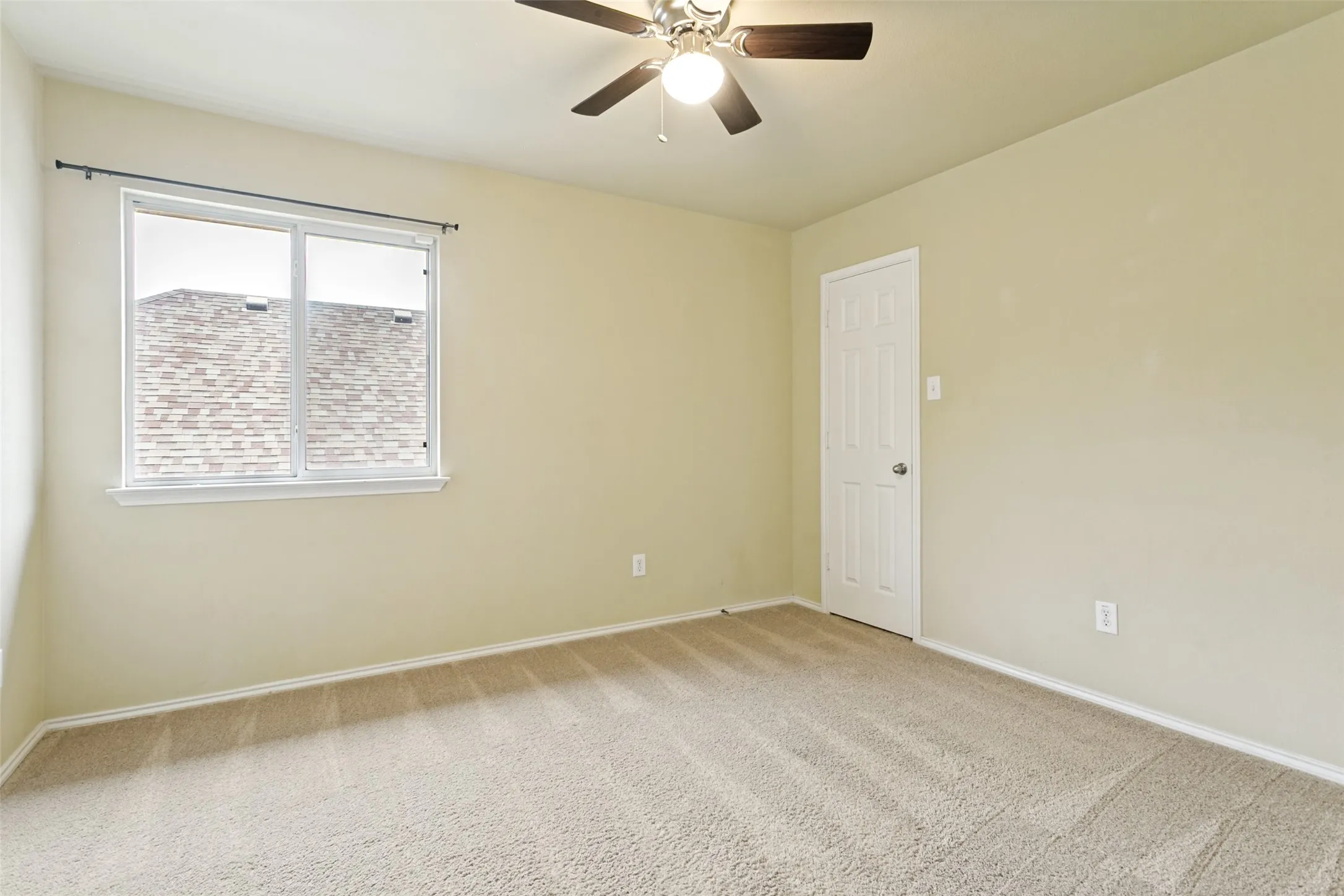 Single Family Residence For Sale in Denton County , 9917 Cherry Hill Lane, Providence Village, Texas 76227, 4 Bedrooms, 2 Bathrooms, 2 Garage spaces, 2,452 Sqft, built in 2004, Price $330,000, mls#21244824, Real Estate Agent in Providence Village, Homes For Sale in Denton county, Homes For Sale in Providence Village, Realtor in Providence Village Texas, Real Estate Brokerage Independent Realty Texas, Luminita Cordes Realtor