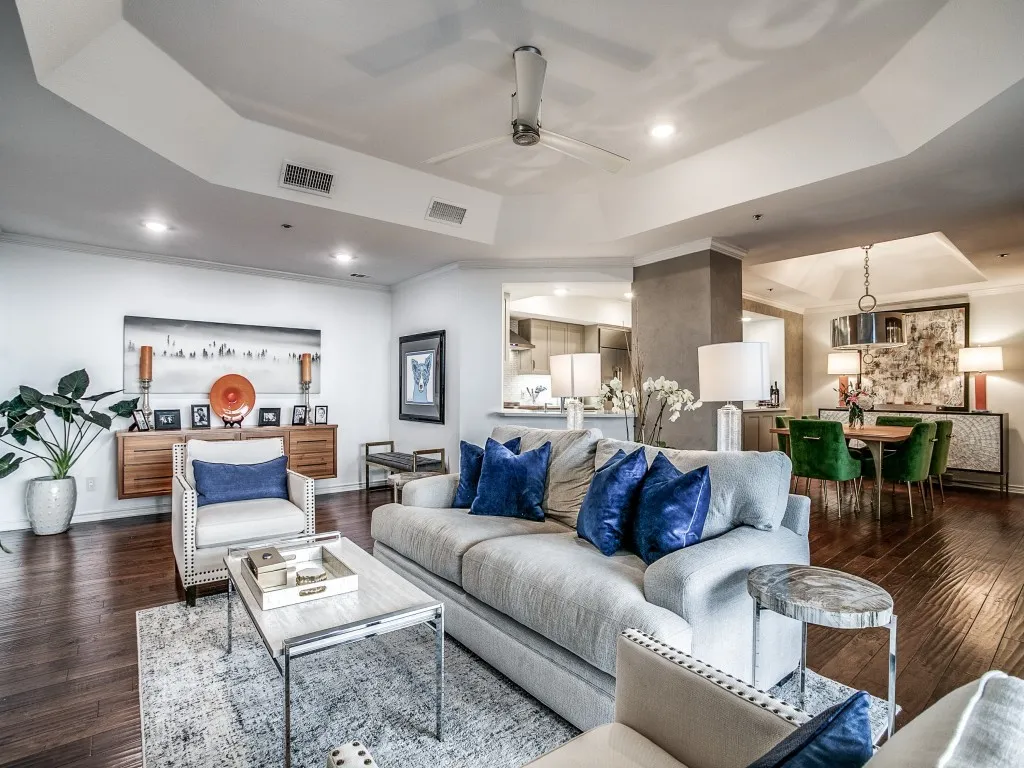 Condominium For Sale in Dallas County , 5909 Luther Lane 2204, Dallas, Texas 75225, 3 Bedroom, 3 Bathroom, 3 Garage spaces, 2,359 Sqft, built in 1983, Preowned, Price $1,400,000, mls#21244973, Real Estate Agent in Dallas, Homes For Sale in Dallas county, Homes For Sale in Dallas, Realtor in Dallas Texas, Real Estate Brokerage Independent Realty Texas, Luminita Cordes Realtor