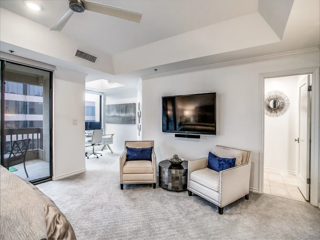 Condominium For Sale in Dallas County , 5909 Luther Lane 2204, Dallas, Texas 75225, 3 Bedroom, 3 Bathroom, 3 Garage spaces, 2,359 Sqft, built in 1983, Preowned, Price $1,400,000, mls#21244973, Real Estate Agent in Dallas, Homes For Sale in Dallas county, Homes For Sale in Dallas, Realtor in Dallas Texas, Real Estate Brokerage Independent Realty Texas, Luminita Cordes Realtor
