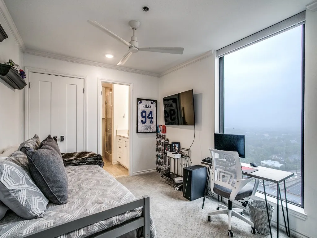 Condominium For Sale in Dallas County , 5909 Luther Lane 2204, Dallas, Texas 75225, 3 Bedroom, 3 Bathroom, 3 Garage spaces, 2,359 Sqft, built in 1983, Preowned, Price $1,400,000, mls#21244973, Real Estate Agent in Dallas, Homes For Sale in Dallas county, Homes For Sale in Dallas, Realtor in Dallas Texas, Real Estate Brokerage Independent Realty Texas, Luminita Cordes Realtor