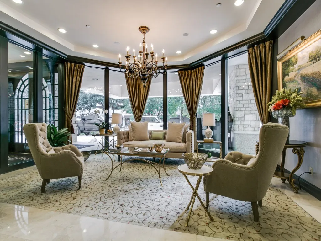 Condominium For Sale in Dallas County , 5909 Luther Lane 2204, Dallas, Texas 75225, 3 Bedroom, 3 Bathroom, 3 Garage spaces, 2,359 Sqft, built in 1983, Preowned, Price $1,400,000, mls#21244973, Real Estate Agent in Dallas, Homes For Sale in Dallas county, Homes For Sale in Dallas, Realtor in Dallas Texas, Real Estate Brokerage Independent Realty Texas, Luminita Cordes Realtor