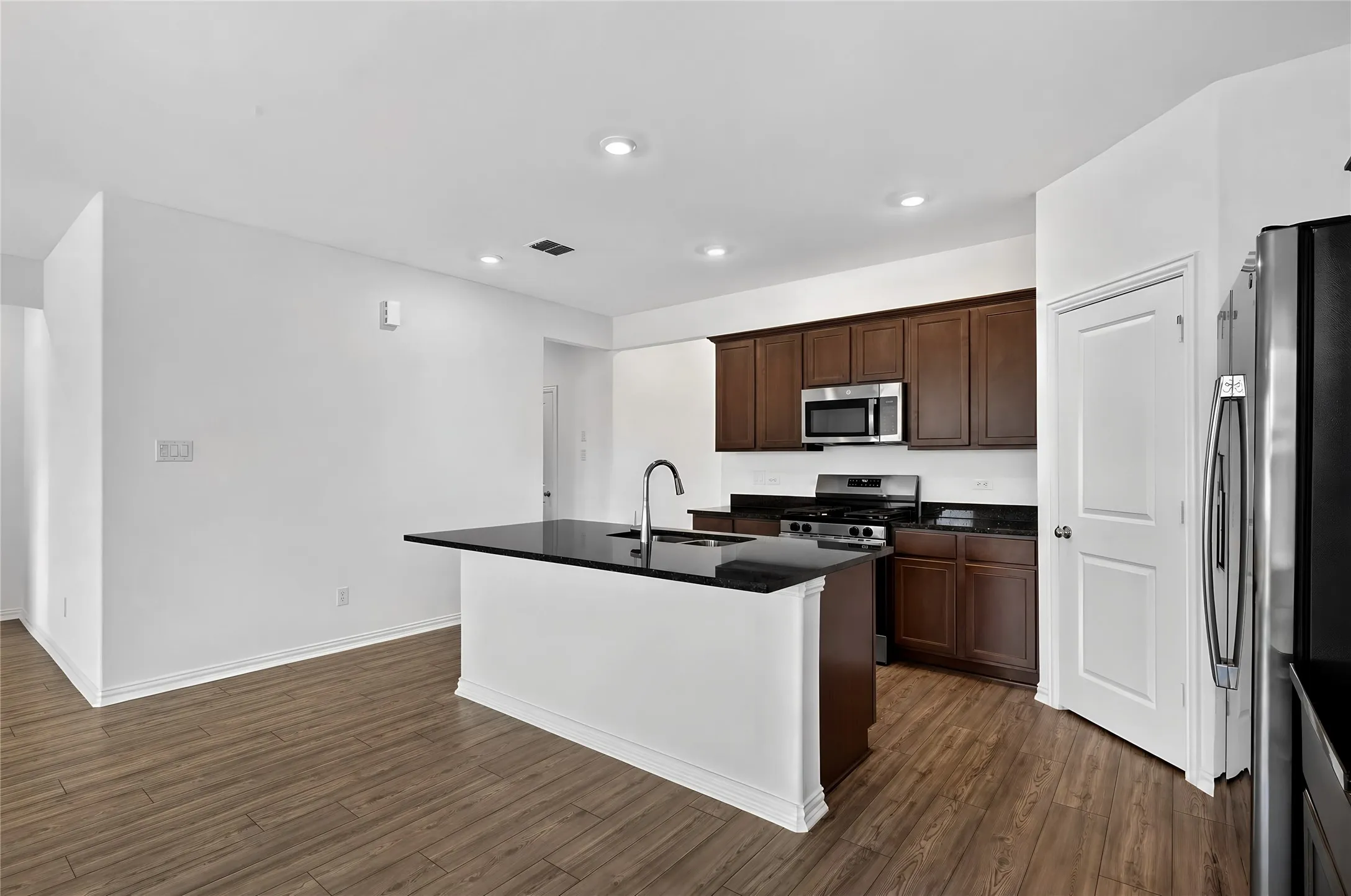 2331 Buffalo Bayou - Ready Now