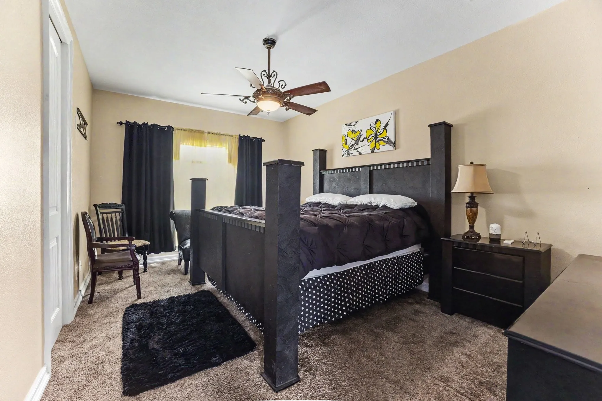 Single Family Residence For Sale in Dallas County , 505 S Bluegrove Road, Lancaster, Texas 75146, 5 Bedrooms, 5 Bathrooms, 4 Garage spaces, 5,797 Sqft, built in 2016, Preowned, Price $2,400,000, mls#21238963, Real Estate Agent in Lancaster, Homes For Sale in Dallas county, Homes For Sale in Lancaster, Realtor in Lancaster Texas, Real Estate Brokerage Independent Realty Texas, Luminita Cordes Realtor