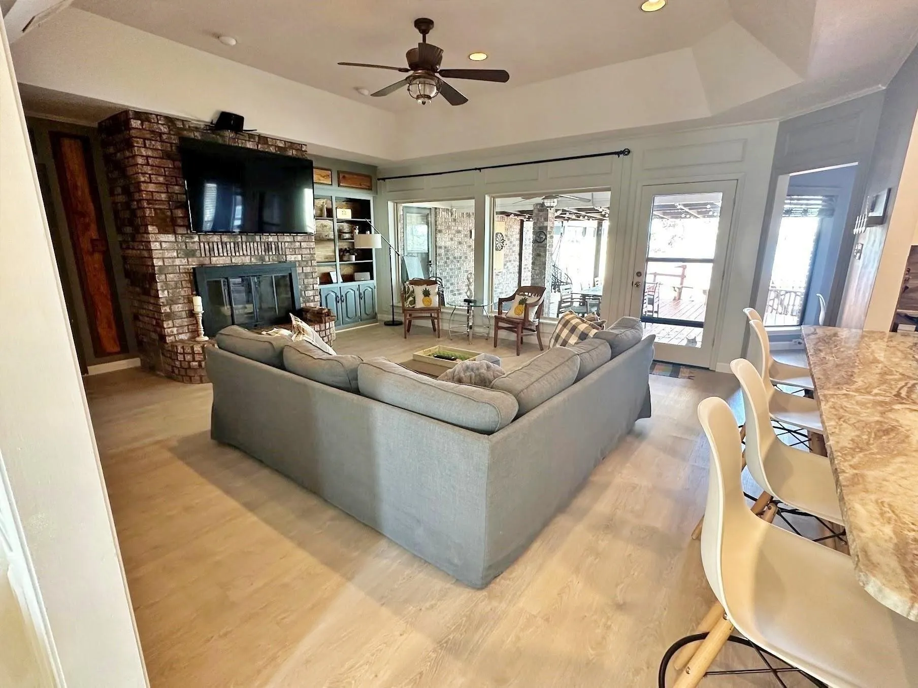 Single Family Residence For Sale in Titus County , 45 County Road 4857, Mt Pleasant, Texas 75455, 4 Bedroom, 3 Bathroom, 2 Garage spaces, 2,743 Sqft, built in 1981, Preowned, mls#21241701, Real Estate Agent in Mt Pleasant, Homes For Sale in Titus county, Homes For Sale in Mt Pleasant, Realtor in Mt Pleasant Texas, Real Estate Brokerage Independent Realty Texas, Luminita Cordes Realtor