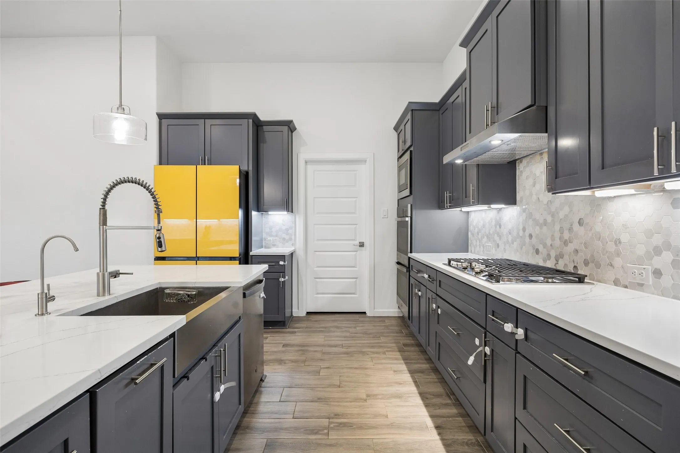 Single Family Residence For Sale in Collin County , 3520 Abingdon Avenue, Melissa, Texas 75454, 4 Bedrooms, 3 Bathrooms, 3 Garage spaces, 2,876 Sqft, built in 2022, Preowned, Price $539,900, mls#21243087, Real Estate Agent in Melissa, Homes For Sale in Collin county, Homes For Sale in Melissa, Realtor in Melissa Texas, Real Estate Brokerage Independent Realty Texas, Luminita Cordes Realtor