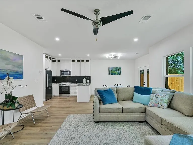 Duplex For Rent in Tarrant County , 5204 Slate Street, Fort Worth, Texas 76114, 3 Bedrooms, 3 Bathrooms, 2 Garage spaces, 2,287 Sqft, built in 2024, Preowned, Price $3,200, mls#21248748, Real Estate Agent in Fort Worth, Homes For Rent in Tarrant county, Homes For Rent in Fort Worth, Realtor in Fort Worth Texas, Real Estate Brokerage Independent Realty Texas, Luminita Cordes Realtor