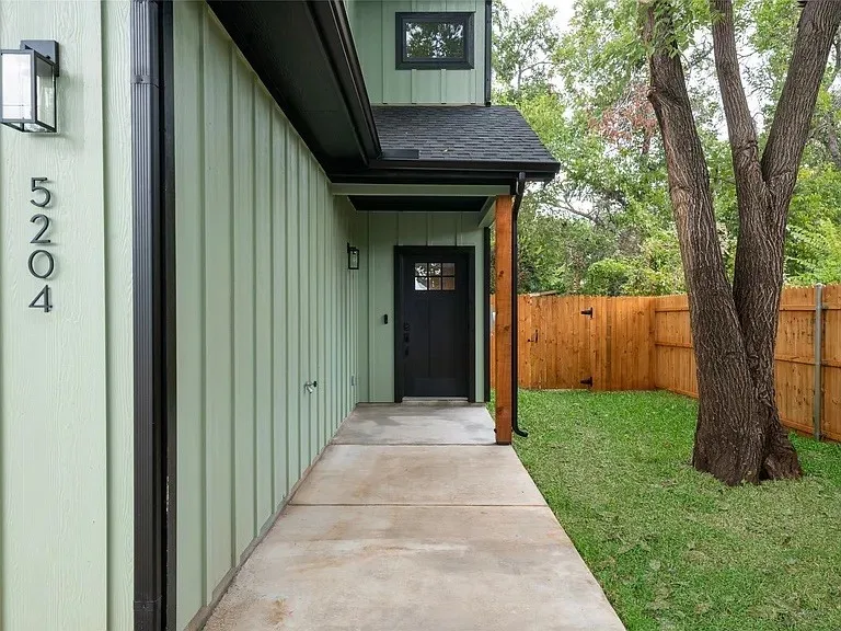 Duplex For Rent in Tarrant County , 5204 Slate Street, Fort Worth, Texas 76114, 3 Bedrooms, 3 Bathrooms, 2 Garage spaces, 2,287 Sqft, built in 2024, Preowned, Price $3,200, mls#21248748, Real Estate Agent in Fort Worth, Homes For Rent in Tarrant county, Homes For Rent in Fort Worth, Realtor in Fort Worth Texas, Real Estate Brokerage Independent Realty Texas, Luminita Cordes Realtor