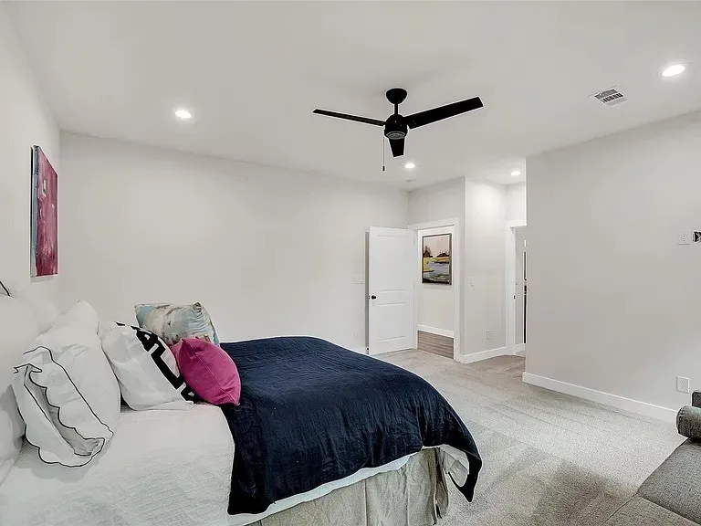 Duplex For Rent in Tarrant County , 5204 Slate Street, Fort Worth, Texas 76114, 3 Bedrooms, 3 Bathrooms, 2 Garage spaces, 2,287 Sqft, built in 2024, Preowned, Price $3,200, mls#21248748, Real Estate Agent in Fort Worth, Homes For Rent in Tarrant county, Homes For Rent in Fort Worth, Realtor in Fort Worth Texas, Real Estate Brokerage Independent Realty Texas, Luminita Cordes Realtor