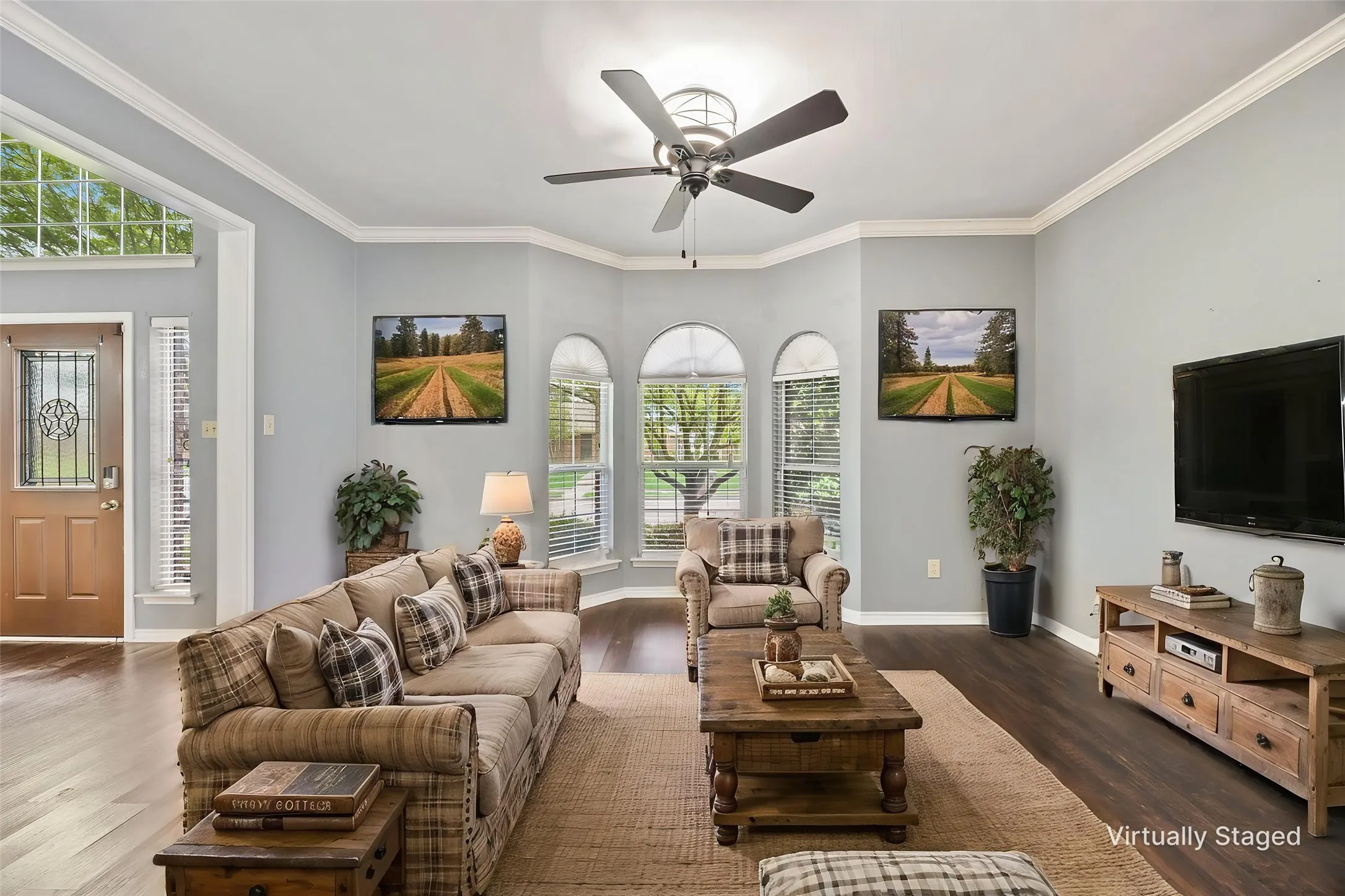 Elegant formal living room
