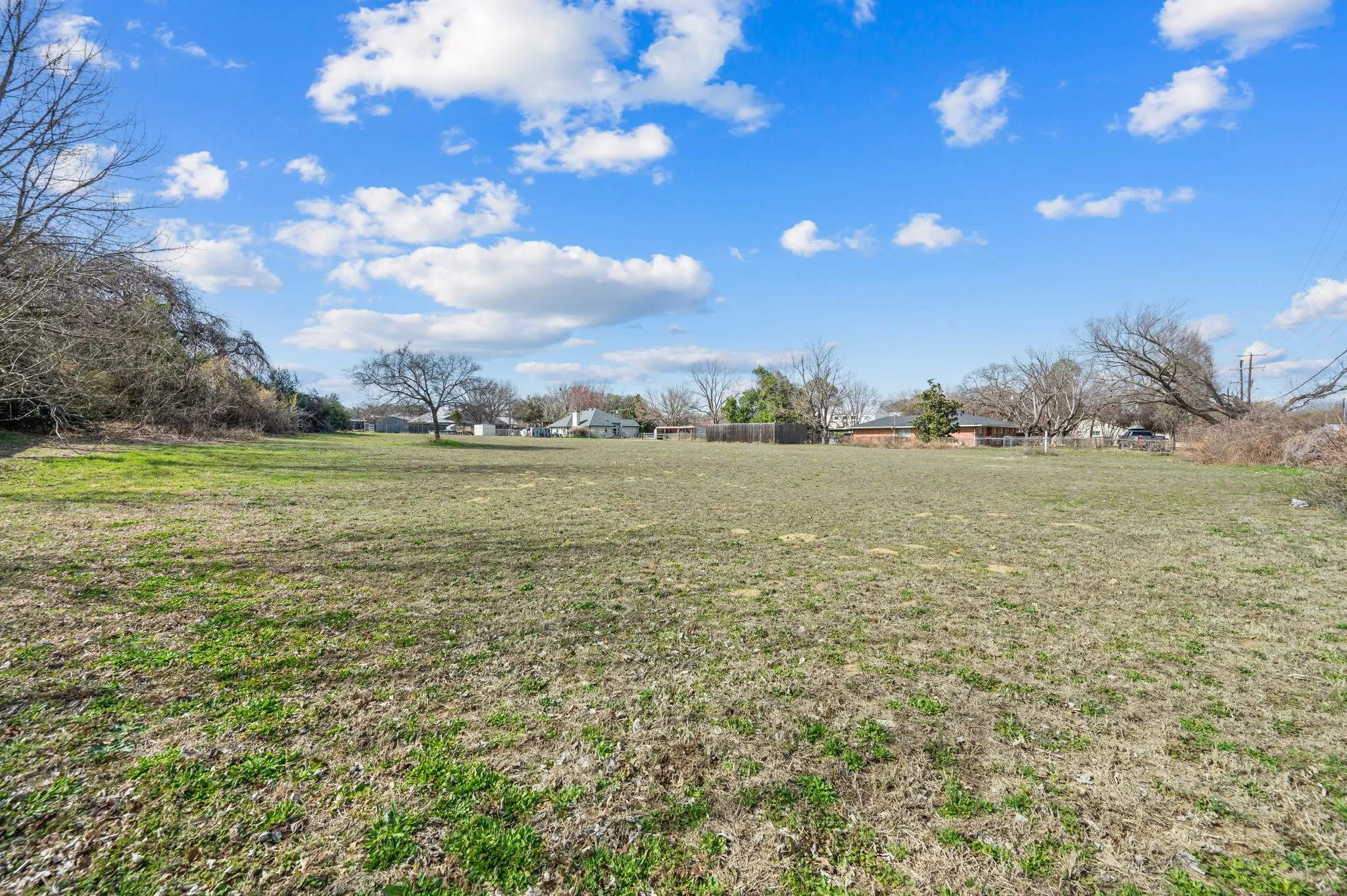 Single Family Residence For Sale in Tarrant County , 5804 Pleasant Run Road, Colleyville, Texas 76034, 3 Bedroom, 2 Bathroom, Garage spaces, 2,094 Sqft, built in 1962, Preowned, mls#21245263, Real Estate Agent in Colleyville, Homes For Sale in Tarrant county, Homes For Sale in Colleyville, Realtor in Colleyville Texas, Real Estate Brokerage Independent Realty Texas, Luminita Cordes Realtor