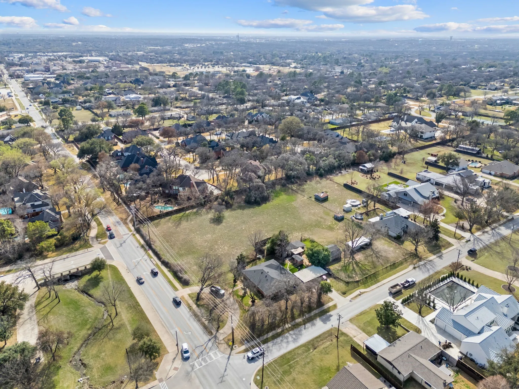 Single Family Residence For Sale in Tarrant County , 5804 Pleasant Run Road, Colleyville, Texas 76034, 3 Bedroom, 2 Bathroom, Garage spaces, 2,094 Sqft, built in 1962, Preowned, mls#21245263, Real Estate Agent in Colleyville, Homes For Sale in Tarrant county, Homes For Sale in Colleyville, Realtor in Colleyville Texas, Real Estate Brokerage Independent Realty Texas, Luminita Cordes Realtor