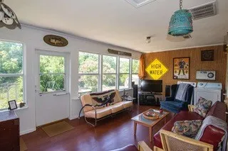 Single Family Residence For Rent in Hill County , 117 Beachview Loop, Whitney, Texas 76692, 1 Bedroom, 1 Bathroom, Garage spaces, 0 Sqft, built in 0, mls#21248812, Real Estate Agent in Whitney, Homes For Rent in Hill county, Homes For Rent in Whitney, Realtor in Whitney Texas, Real Estate Brokerage Independent Realty Texas, Luminita Cordes Realtor