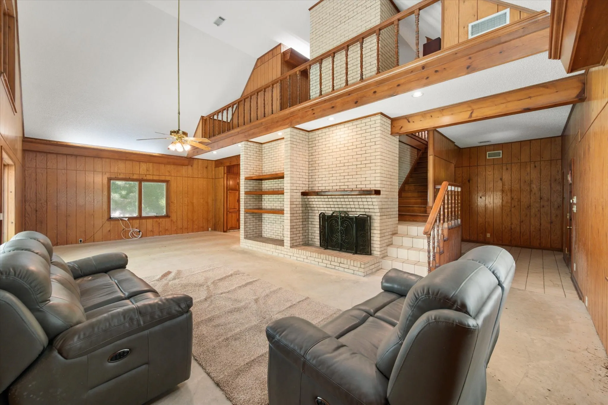 Farm For Sale in Freestone County , 103 Fcr 519, Fairfield, Texas 75840, 3 Bedroom, 3 Bathroom, 1 Garage spaces, 2,468 Sqft, built in 1987, mls#21240600, Real Estate Agent in Fairfield, Homes For Sale in Freestone county, Homes For Sale in Fairfield, Realtor in Fairfield Texas, Real Estate Brokerage Independent Realty Texas, Luminita Cordes Realtor