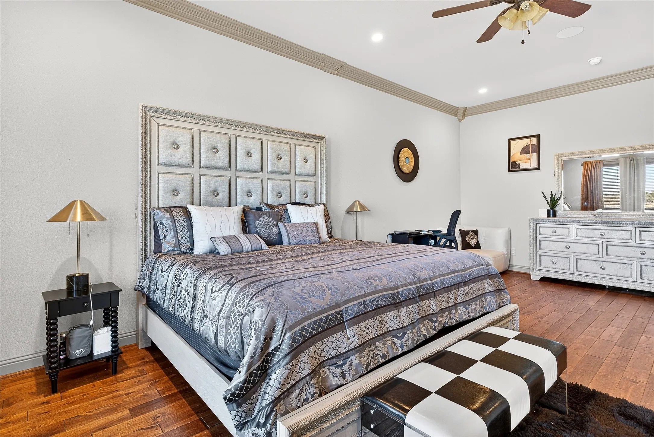 Single Family Residence For Sale in Kaufman County , 12099 Briargrove Lane, Talty, Texas 75126, 5 Bedroom, 3 Bathroom, 3 Garage spaces, 3,261 Sqft, built in 2018, Preowned, mls#21248565, Real Estate Agent in Talty, Homes For Sale in Kaufman county, Homes For Sale in Talty, Realtor in Talty Texas, Real Estate Brokerage Independent Realty Texas, Luminita Cordes Realtor