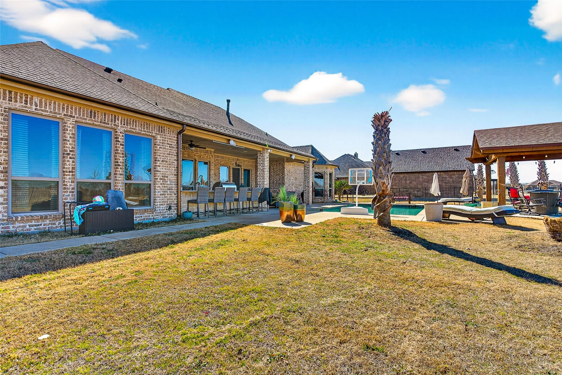 Single Family Residence For Sale in Kaufman County , 12099 Briargrove Lane, Talty, Texas 75126, 5 Bedroom, 3 Bathroom, 3 Garage spaces, 3,261 Sqft, built in 2018, Preowned, mls#21248565, Real Estate Agent in Talty, Homes For Sale in Kaufman county, Homes For Sale in Talty, Realtor in Talty Texas, Real Estate Brokerage Independent Realty Texas, Luminita Cordes Realtor