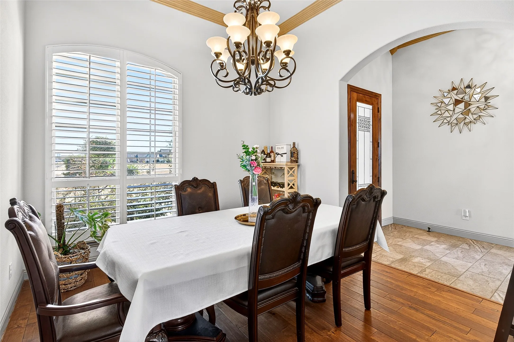 Single Family Residence For Sale in Kaufman County , 12099 Briargrove Lane, Talty, Texas 75126, 5 Bedroom, 3 Bathroom, 3 Garage spaces, 3,261 Sqft, built in 2018, Preowned, mls#21248565, Real Estate Agent in Talty, Homes For Sale in Kaufman county, Homes For Sale in Talty, Realtor in Talty Texas, Real Estate Brokerage Independent Realty Texas, Luminita Cordes Realtor