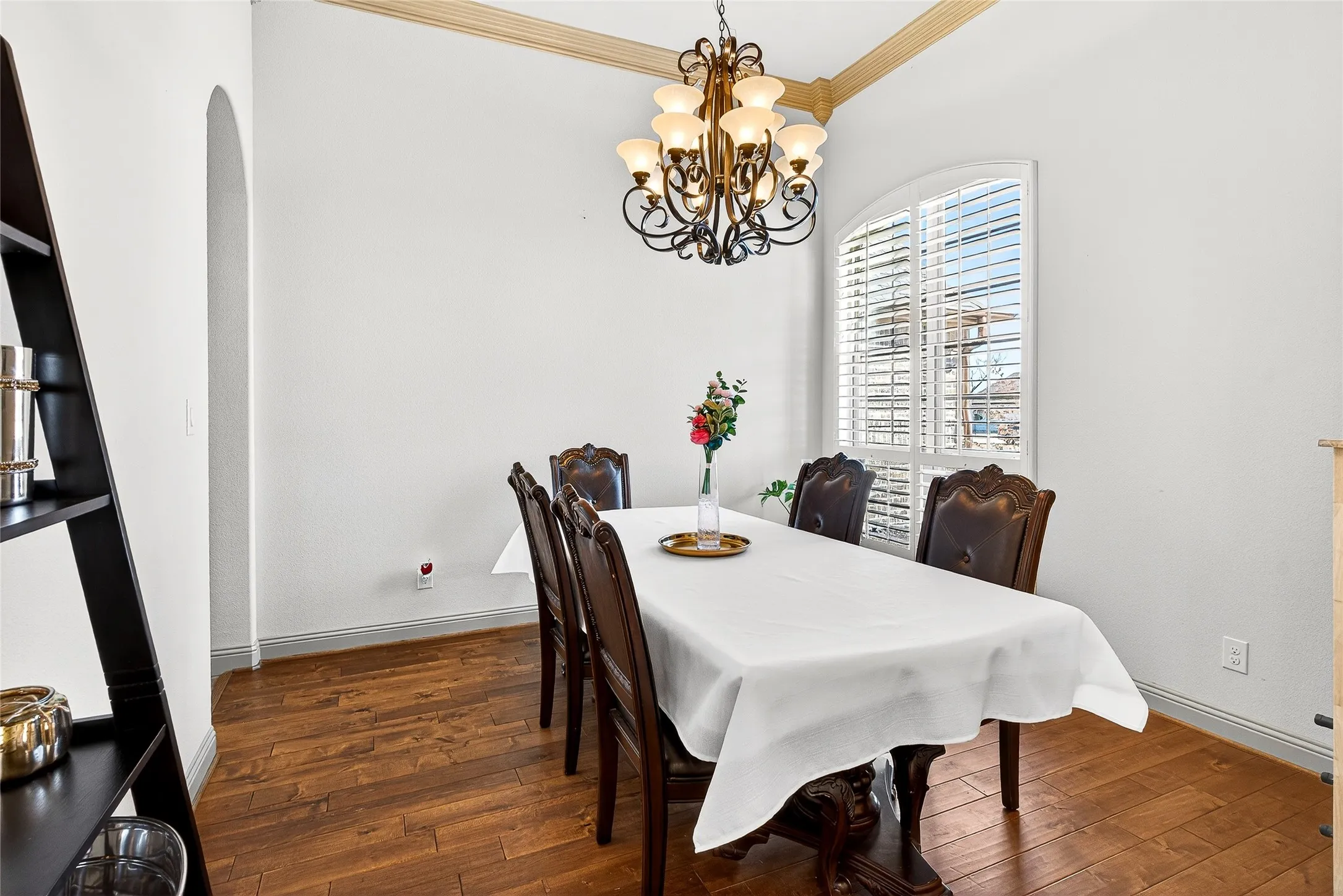 Single Family Residence For Sale in Kaufman County , 12099 Briargrove Lane, Talty, Texas 75126, 5 Bedroom, 3 Bathroom, 3 Garage spaces, 3,261 Sqft, built in 2018, Preowned, mls#21248565, Real Estate Agent in Talty, Homes For Sale in Kaufman county, Homes For Sale in Talty, Realtor in Talty Texas, Real Estate Brokerage Independent Realty Texas, Luminita Cordes Realtor