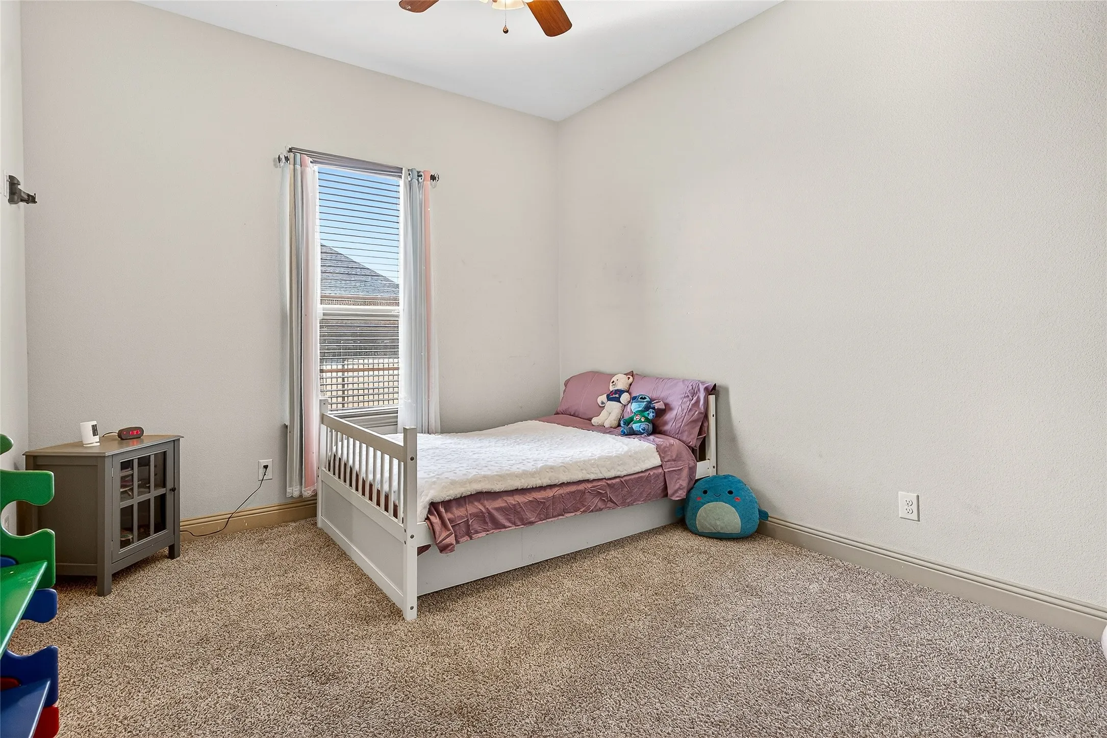 Single Family Residence For Sale in Kaufman County , 12099 Briargrove Lane, Talty, Texas 75126, 5 Bedroom, 3 Bathroom, 3 Garage spaces, 3,261 Sqft, built in 2018, Preowned, mls#21248565, Real Estate Agent in Talty, Homes For Sale in Kaufman county, Homes For Sale in Talty, Realtor in Talty Texas, Real Estate Brokerage Independent Realty Texas, Luminita Cordes Realtor