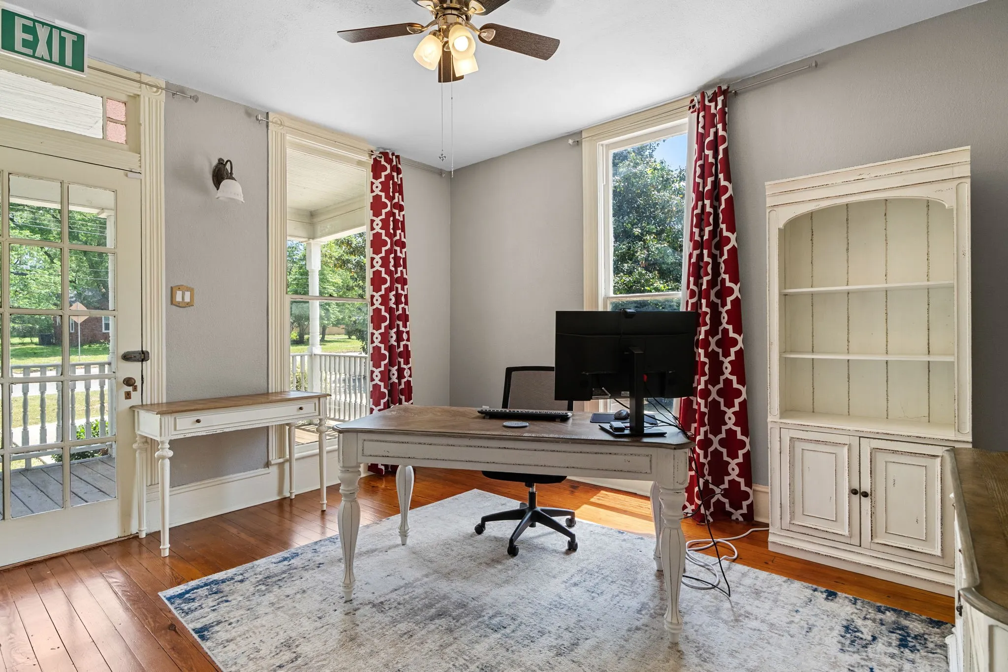 Office For Sale in Wood County , 1009 N Pacific Street, Mineola, Texas 75773, 0, 0, Garage spaces, 0 Sqft, built in 1930, Preowned, mls#21247203, Real Estate Agent in Mineola, Homes For Sale in Wood county, Homes For Sale in Mineola, Realtor in Mineola Texas, Real Estate Brokerage Independent Realty Texas, Luminita Cordes Realtor