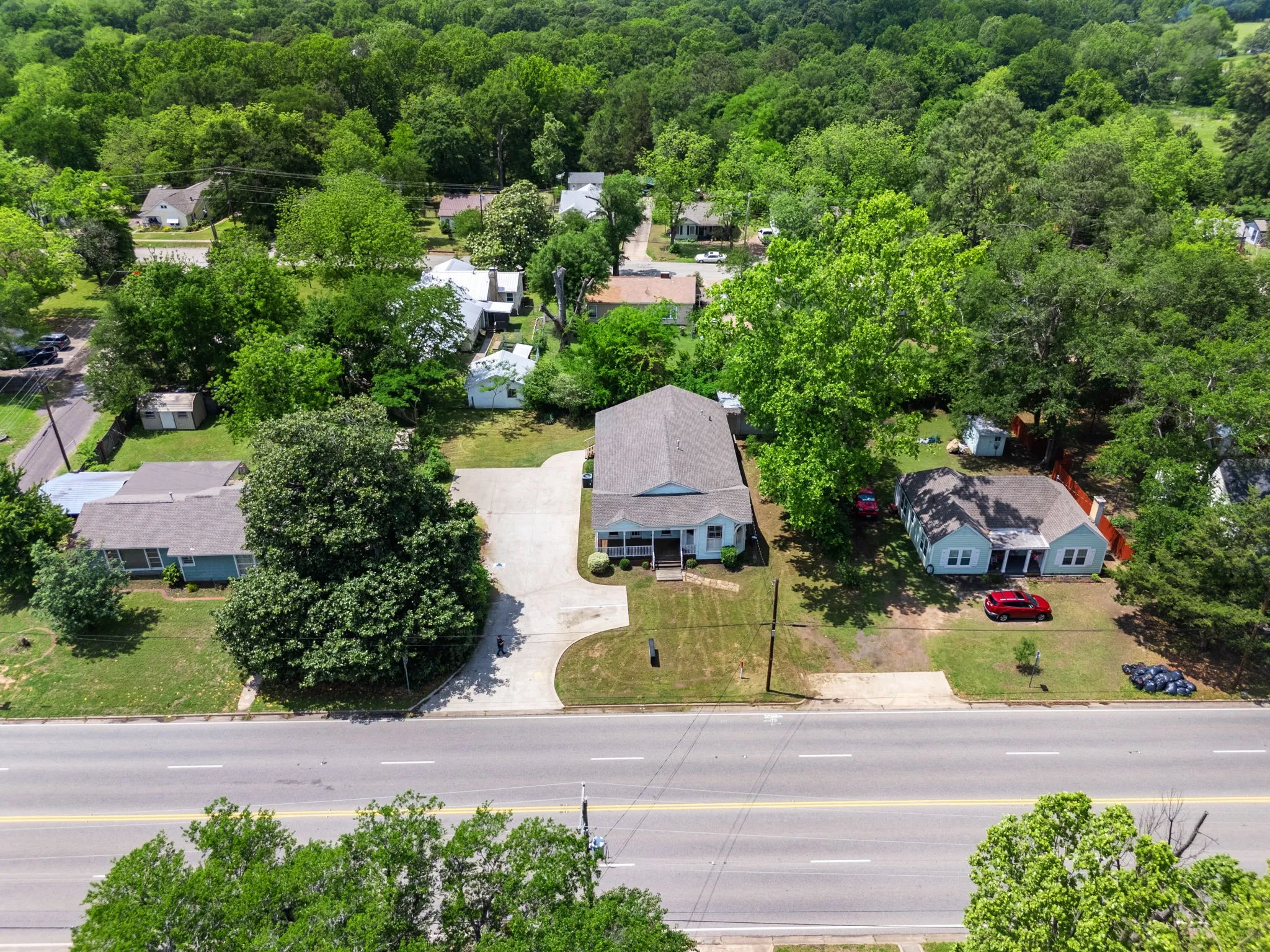 Office For Sale in Wood County , 1009 N Pacific Street, Mineola, Texas 75773, 0, 0, Garage spaces, 0 Sqft, built in 1930, Preowned, mls#21247203, Real Estate Agent in Mineola, Homes For Sale in Wood county, Homes For Sale in Mineola, Realtor in Mineola Texas, Real Estate Brokerage Independent Realty Texas, Luminita Cordes Realtor