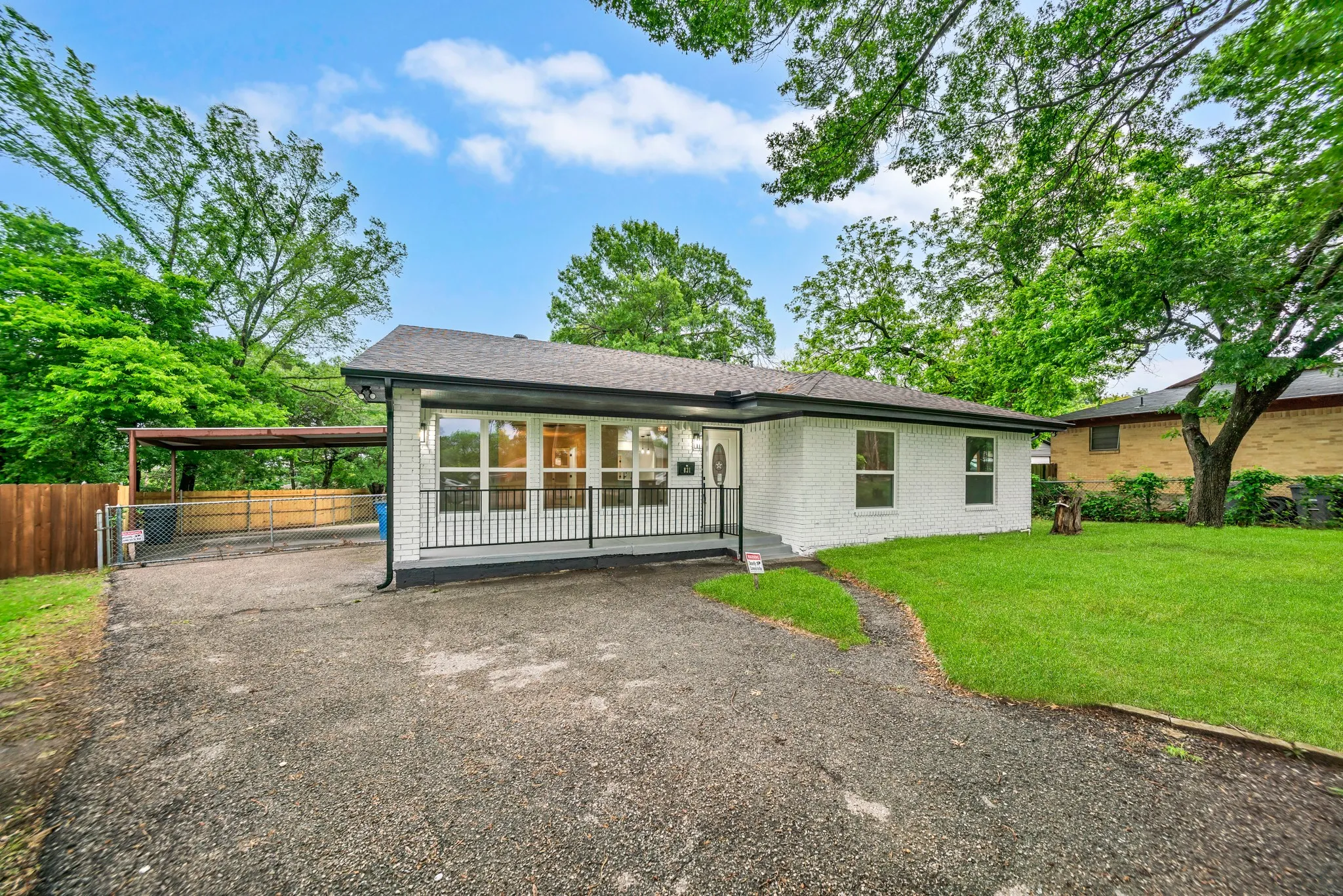Single Family Residence For Sale in Dallas County , 831 Glen Arbor Drive, Dallas, Texas 75241, 3 Bedroom, 3 Bathroom, Garage spaces, 2,250 Sqft, built in 1956, mls#21246797, Real Estate Agent in Dallas, Homes For Sale in Dallas county, Homes For Sale in Dallas, Realtor in Dallas Texas, Real Estate Brokerage Independent Realty Texas, Luminita Cordes Realtor