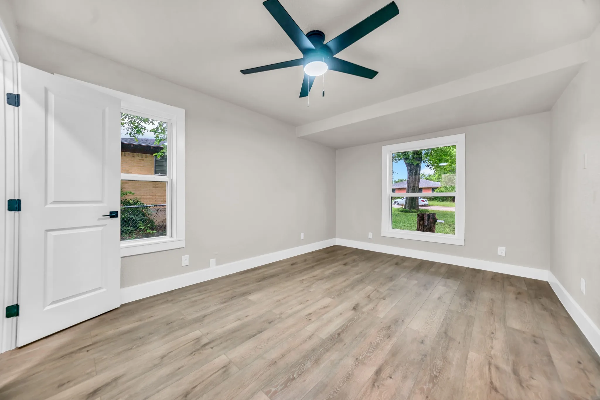 Single Family Residence For Sale in Dallas County , 831 Glen Arbor Drive, Dallas, Texas 75241, 3 Bedroom, 3 Bathroom, Garage spaces, 2,250 Sqft, built in 1956, mls#21246797, Real Estate Agent in Dallas, Homes For Sale in Dallas county, Homes For Sale in Dallas, Realtor in Dallas Texas, Real Estate Brokerage Independent Realty Texas, Luminita Cordes Realtor