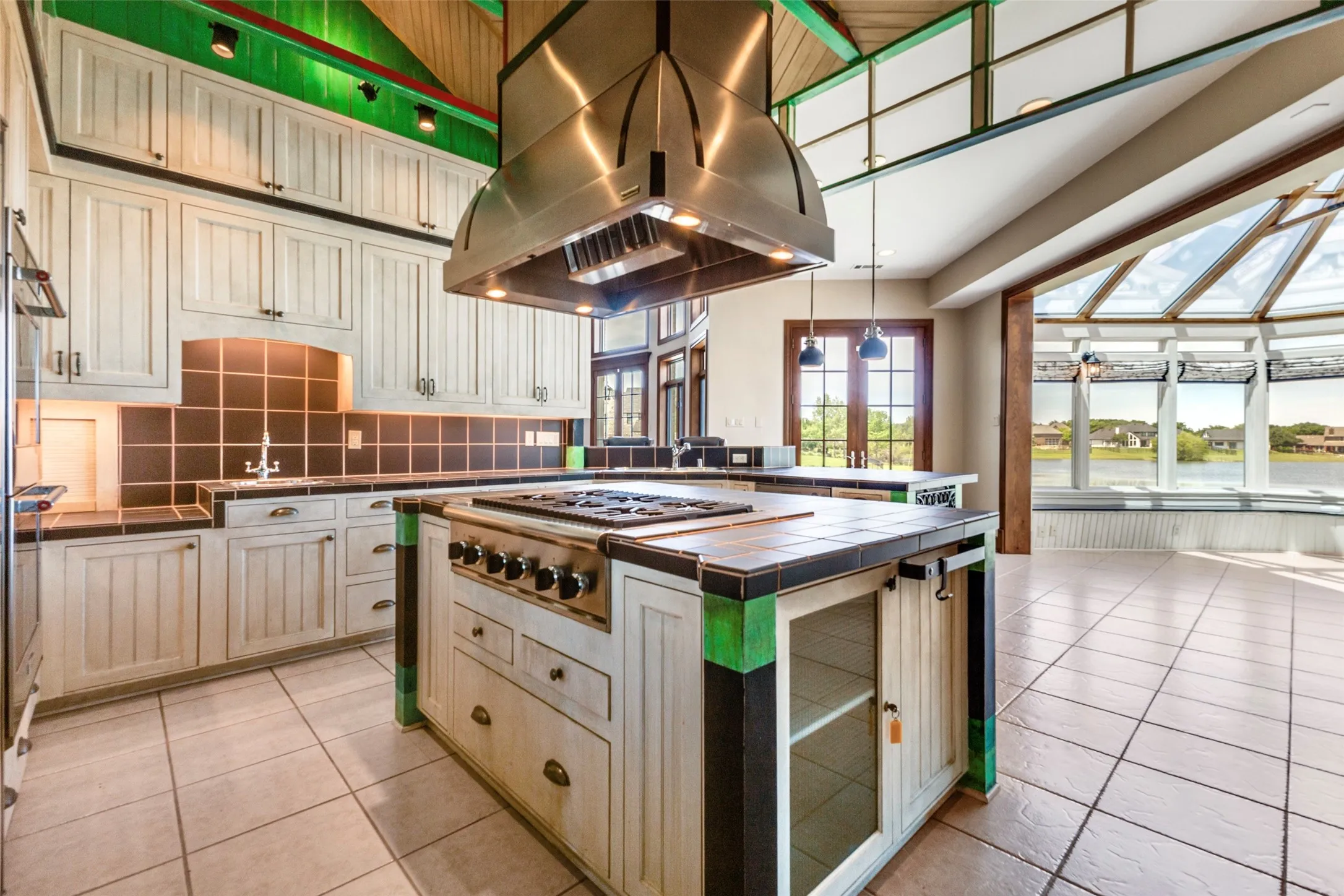 Single Family Residence For Sale in Rockwall County , 505 Loma Vista, Heath, Texas 75032, 4 Bedroom, 3 Bathroom, 3 Garage spaces, 4,025 Sqft, built in 1999, mls#21226951, Real Estate Agent in Heath, Homes For Sale in Rockwall county, Homes For Sale in Heath, Realtor in Heath Texas, Real Estate Brokerage Independent Realty Texas, Luminita Cordes Realtor
