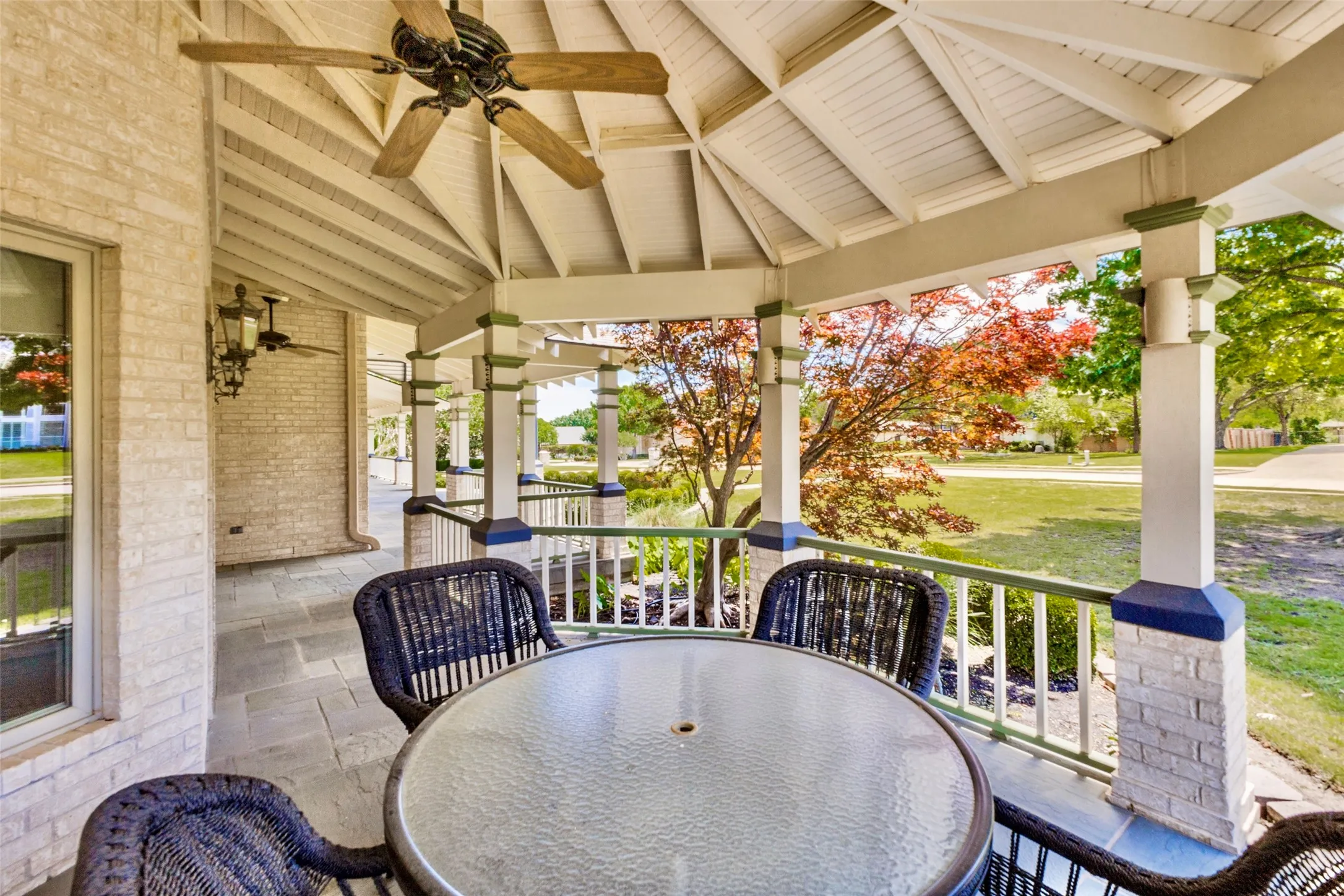 Single Family Residence For Sale in Rockwall County , 505 Loma Vista, Heath, Texas 75032, 4 Bedroom, 3 Bathroom, 3 Garage spaces, 4,025 Sqft, built in 1999, mls#21226951, Real Estate Agent in Heath, Homes For Sale in Rockwall county, Homes For Sale in Heath, Realtor in Heath Texas, Real Estate Brokerage Independent Realty Texas, Luminita Cordes Realtor