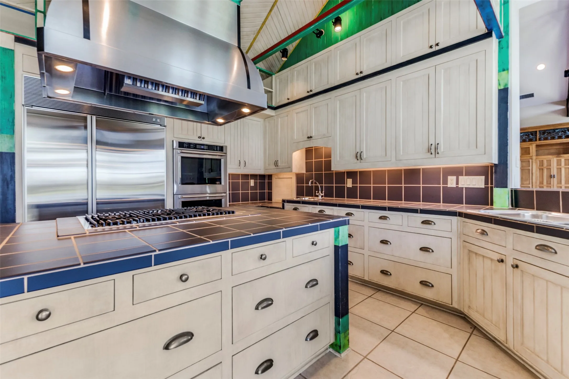 Single Family Residence For Sale in Rockwall County , 505 Loma Vista, Heath, Texas 75032, 4 Bedroom, 3 Bathroom, 3 Garage spaces, 4,025 Sqft, built in 1999, mls#21226951, Real Estate Agent in Heath, Homes For Sale in Rockwall county, Homes For Sale in Heath, Realtor in Heath Texas, Real Estate Brokerage Independent Realty Texas, Luminita Cordes Realtor
