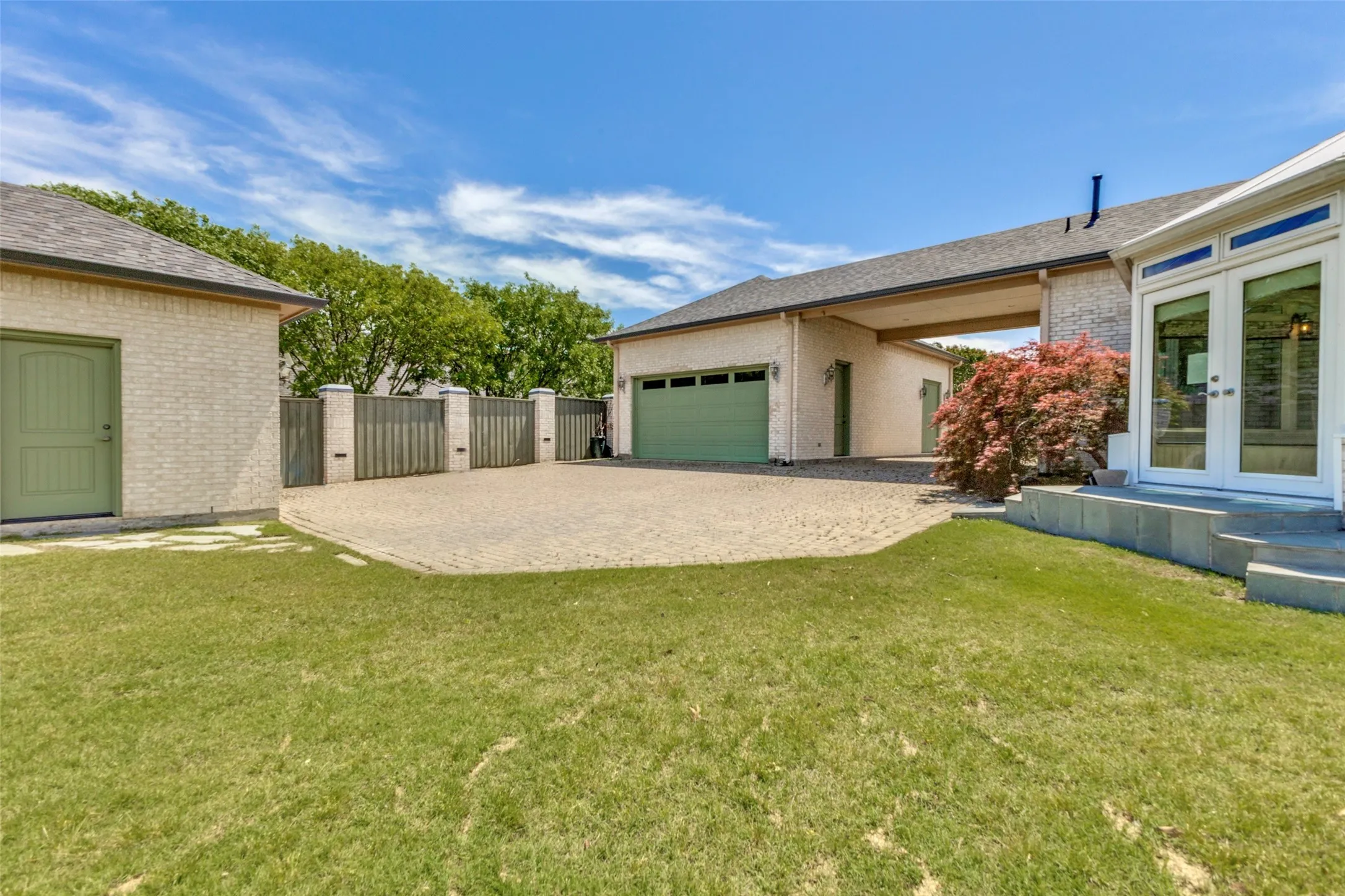 Single Family Residence For Sale in Rockwall County , 505 Loma Vista, Heath, Texas 75032, 4 Bedroom, 3 Bathroom, 3 Garage spaces, 4,025 Sqft, built in 1999, mls#21226951, Real Estate Agent in Heath, Homes For Sale in Rockwall county, Homes For Sale in Heath, Realtor in Heath Texas, Real Estate Brokerage Independent Realty Texas, Luminita Cordes Realtor