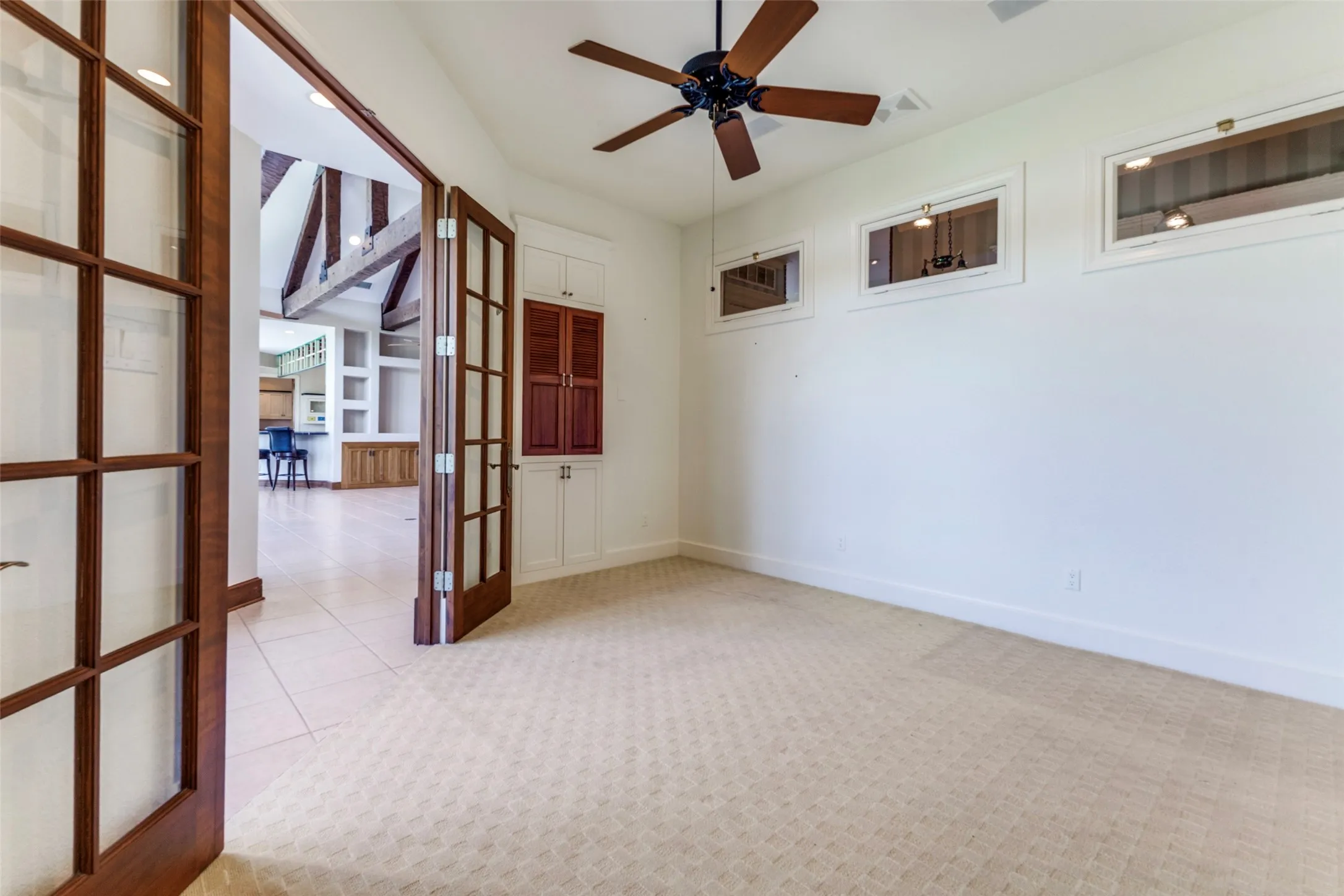 Single Family Residence For Sale in Rockwall County , 505 Loma Vista, Heath, Texas 75032, 4 Bedroom, 3 Bathroom, 3 Garage spaces, 4,025 Sqft, built in 1999, mls#21226951, Real Estate Agent in Heath, Homes For Sale in Rockwall county, Homes For Sale in Heath, Realtor in Heath Texas, Real Estate Brokerage Independent Realty Texas, Luminita Cordes Realtor