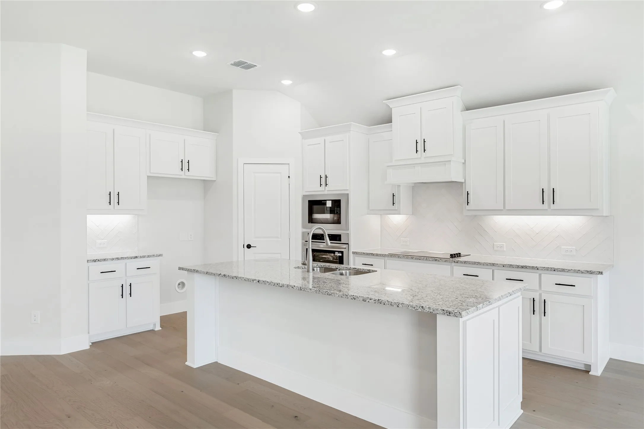 Single Family Residence For Sale in Ellis County , 561 Red Maple Road, Waxahachie, Texas 75165, 4 Bedroom, 3 Bathroom, 3 Garage spaces, 2,102 Sqft, built in 2026, New Construction - Incomplete, mls#21248994, Real Estate Agent in Waxahachie, Homes For Sale in Ellis county, Homes For Sale in Waxahachie, Realtor in Waxahachie Texas, Real Estate Brokerage Independent Realty Texas, Luminita Cordes Realtor