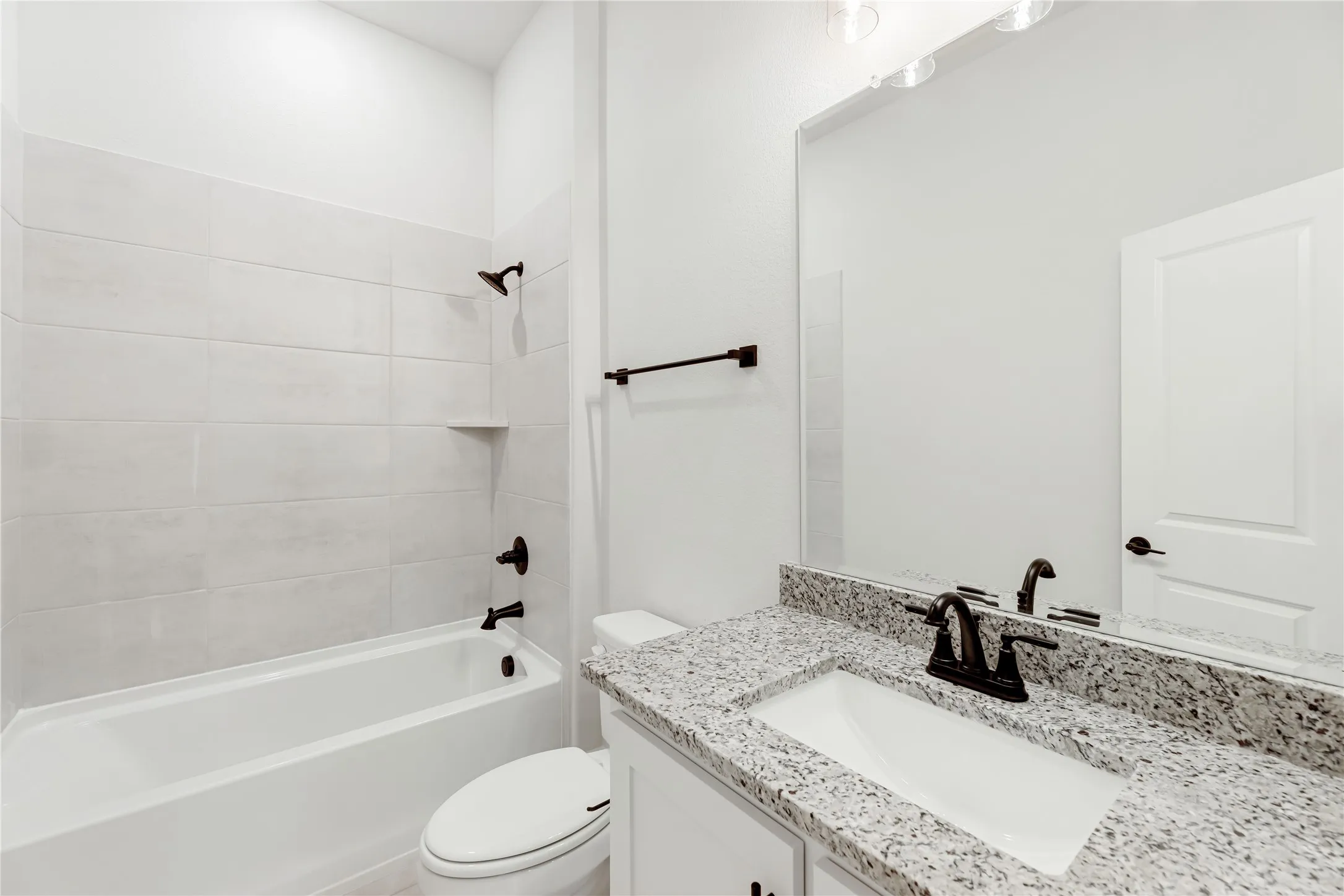Single Family Residence For Sale in Ellis County , 561 Red Maple Road, Waxahachie, Texas 75165, 4 Bedroom, 3 Bathroom, 3 Garage spaces, 2,102 Sqft, built in 2026, New Construction - Incomplete, mls#21248994, Real Estate Agent in Waxahachie, Homes For Sale in Ellis county, Homes For Sale in Waxahachie, Realtor in Waxahachie Texas, Real Estate Brokerage Independent Realty Texas, Luminita Cordes Realtor
