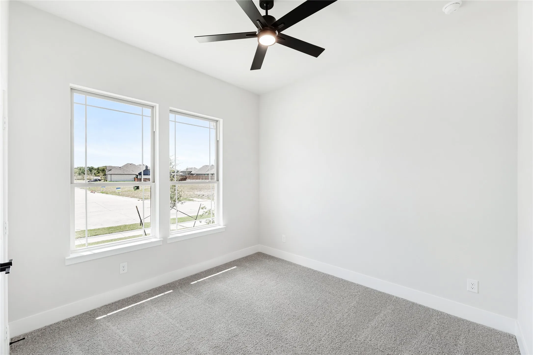 Single Family Residence For Sale in Ellis County , 561 Red Maple Road, Waxahachie, Texas 75165, 4 Bedroom, 3 Bathroom, 3 Garage spaces, 2,102 Sqft, built in 2026, New Construction - Incomplete, mls#21248994, Real Estate Agent in Waxahachie, Homes For Sale in Ellis county, Homes For Sale in Waxahachie, Realtor in Waxahachie Texas, Real Estate Brokerage Independent Realty Texas, Luminita Cordes Realtor