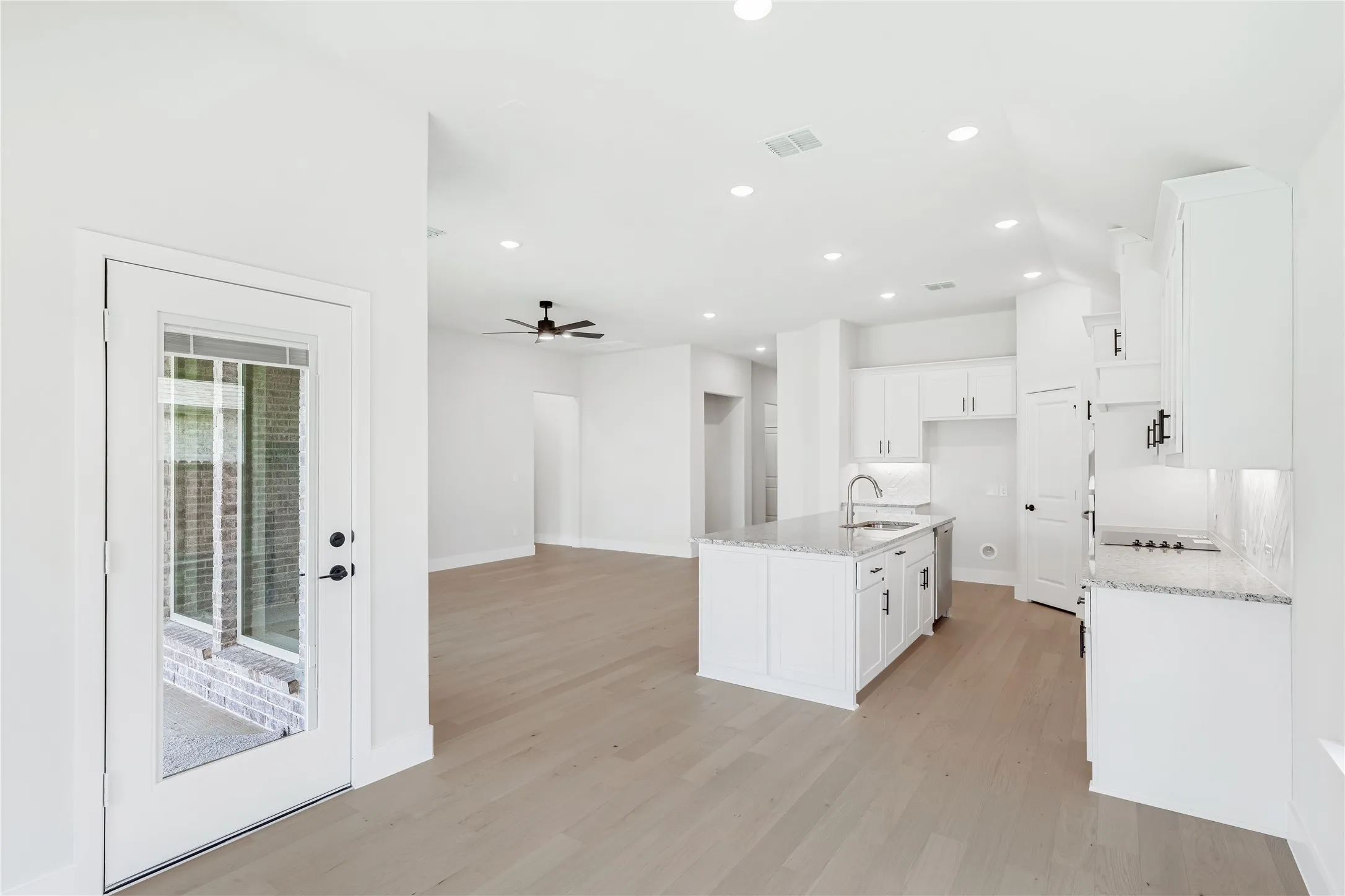 Single Family Residence For Sale in Ellis County , 561 Red Maple Road, Waxahachie, Texas 75165, 4 Bedroom, 3 Bathroom, 3 Garage spaces, 2,102 Sqft, built in 2026, New Construction - Incomplete, mls#21248994, Real Estate Agent in Waxahachie, Homes For Sale in Ellis county, Homes For Sale in Waxahachie, Realtor in Waxahachie Texas, Real Estate Brokerage Independent Realty Texas, Luminita Cordes Realtor